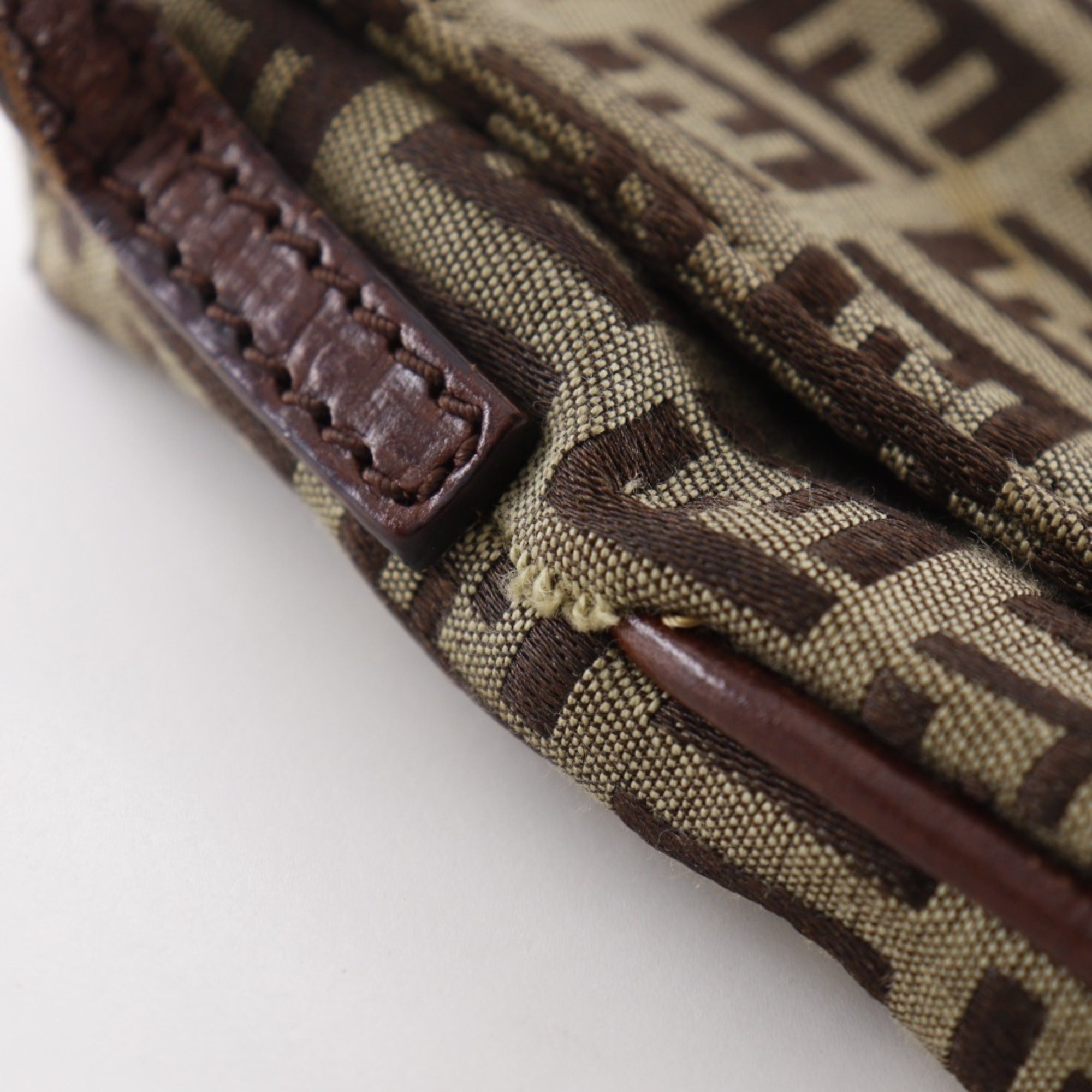 Fendi Brown Nylon Canvas Shoulder Bag (Pre-Owned)