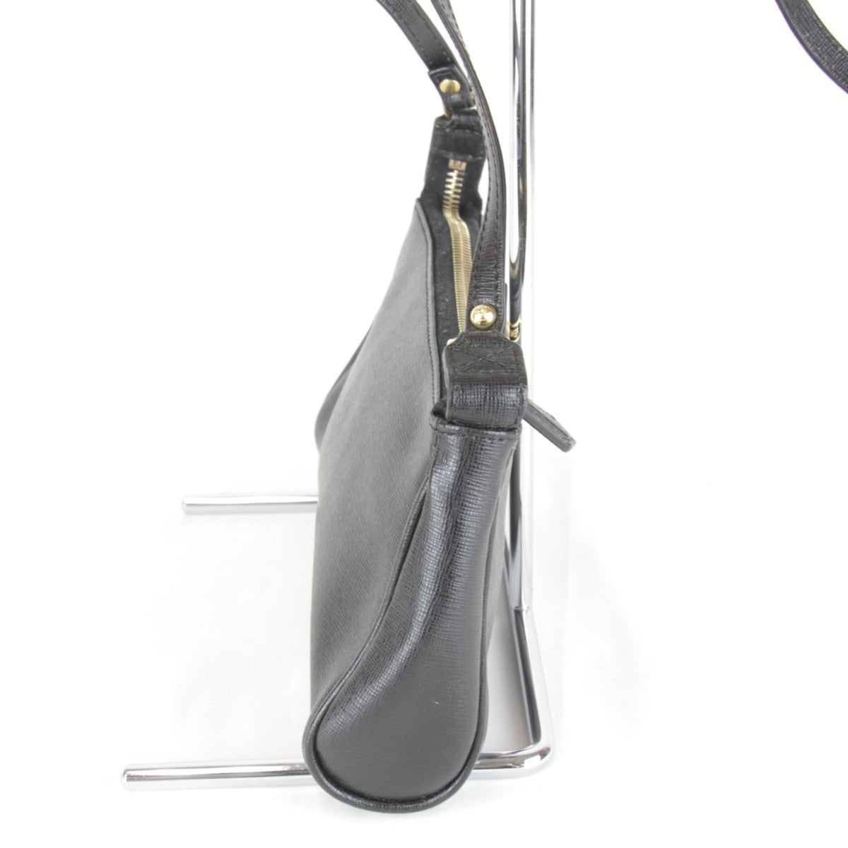 Fendi Black Leather Pouch Shoulder Bag (Pre-Owned)