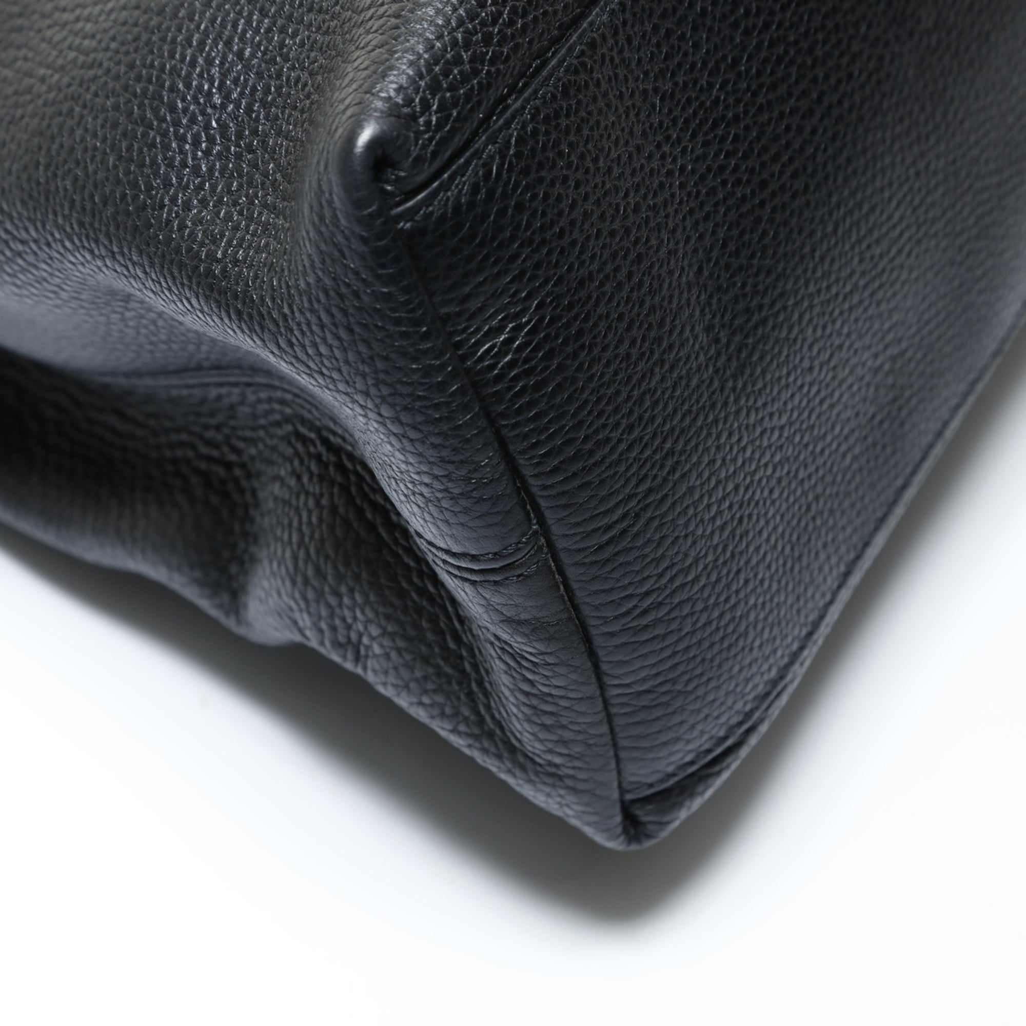 Gucci Soho Black Leather Shoulder Bag (Pre-Owned)