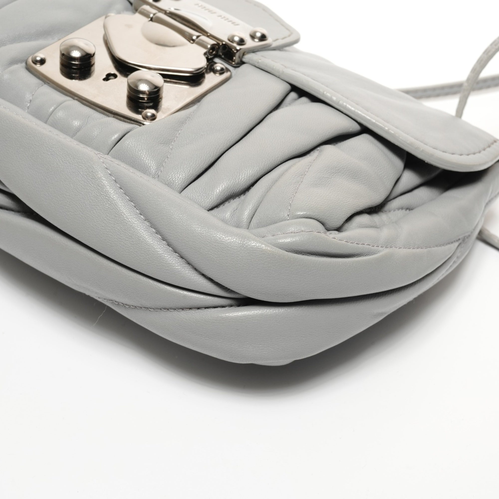 Miu Miu Matelasse Gray Shoulder Bag (Pre-Owned)