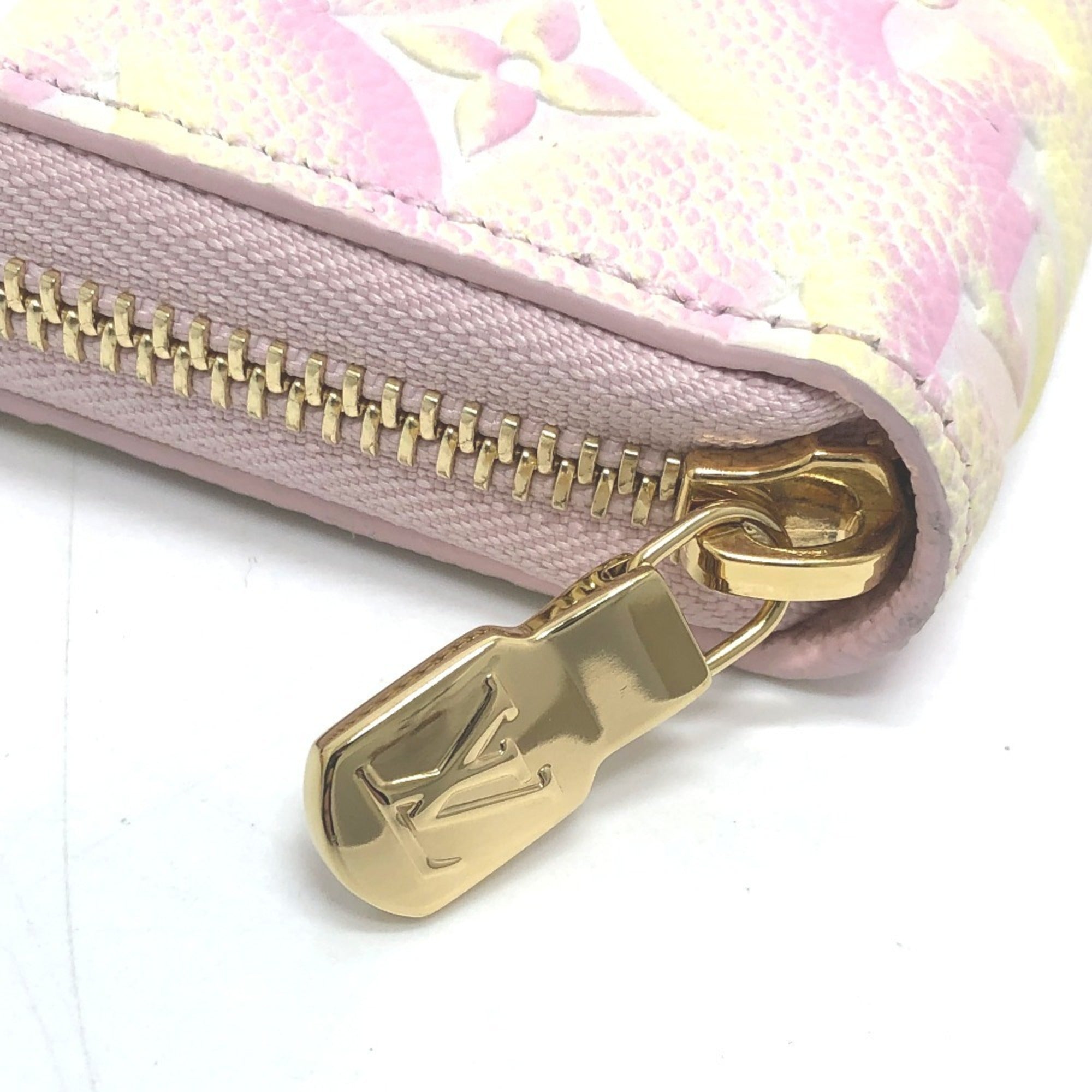 Louis Vuitton Monogram Empreinte Light Pink Monogram Empreinte Long Wallet (Bi-Fold) (Pre-Owned)