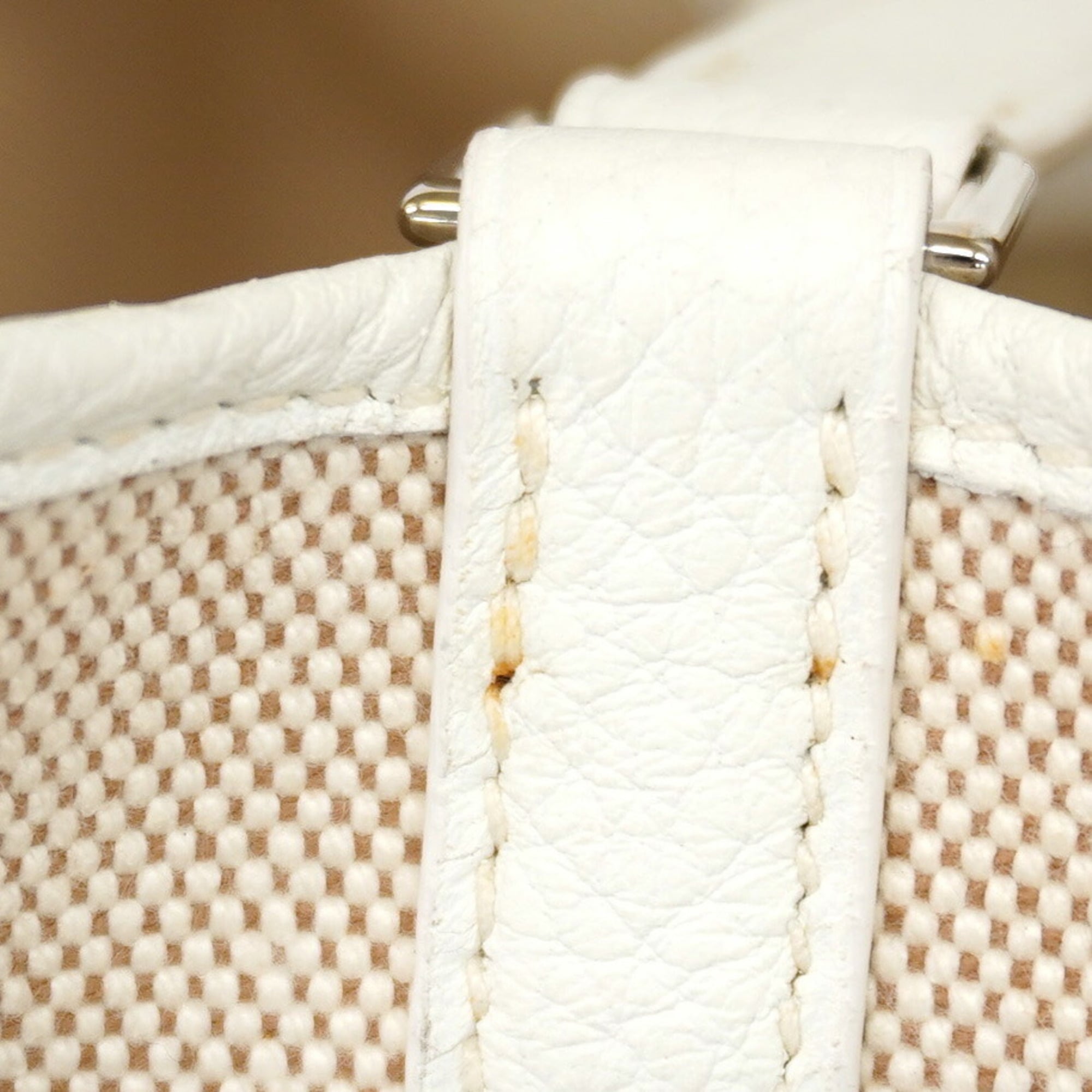 Hermes White Toile H Handbag (Pre-Owned)