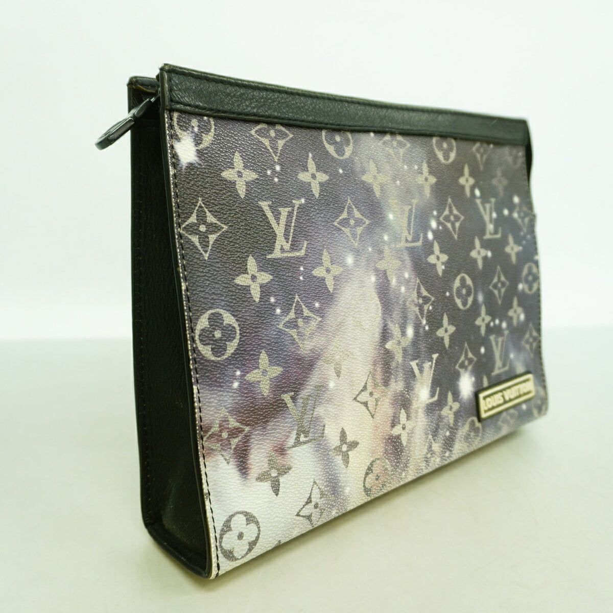 Louis Vuitton Black Clutch Bag (Pre-Owned)