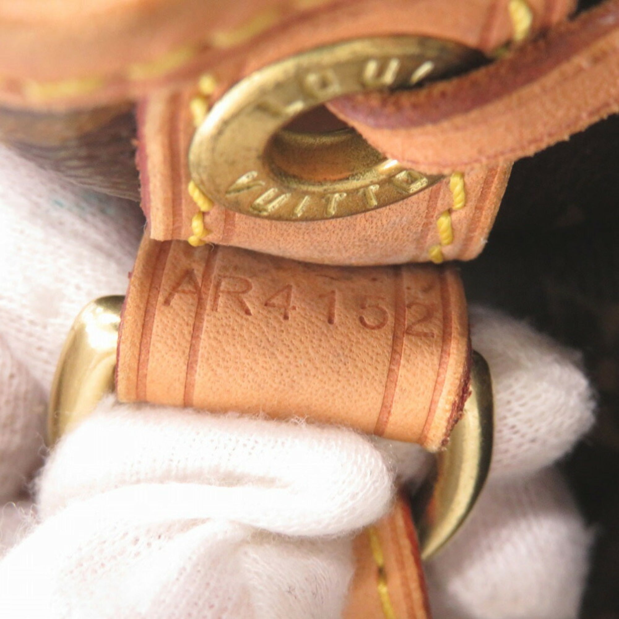 Louis Vuitton Brown Monogram Monogram Shoulder Bag (Pre-Owned)