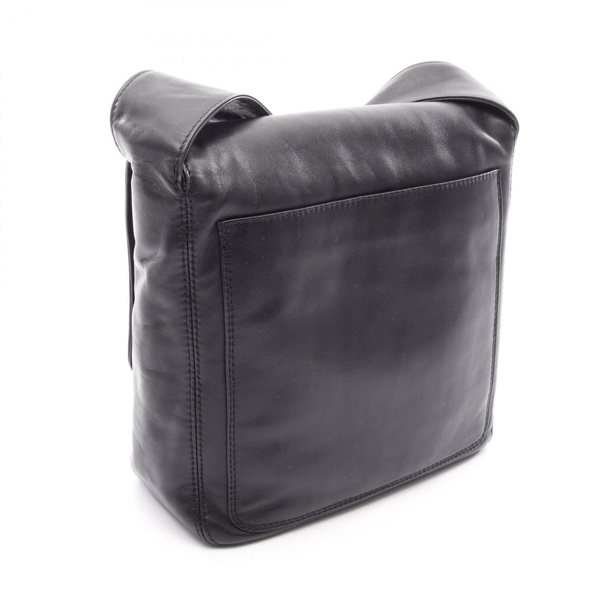Chanel Black Leather Handbag Shoulder Bag (Pre-Owned)