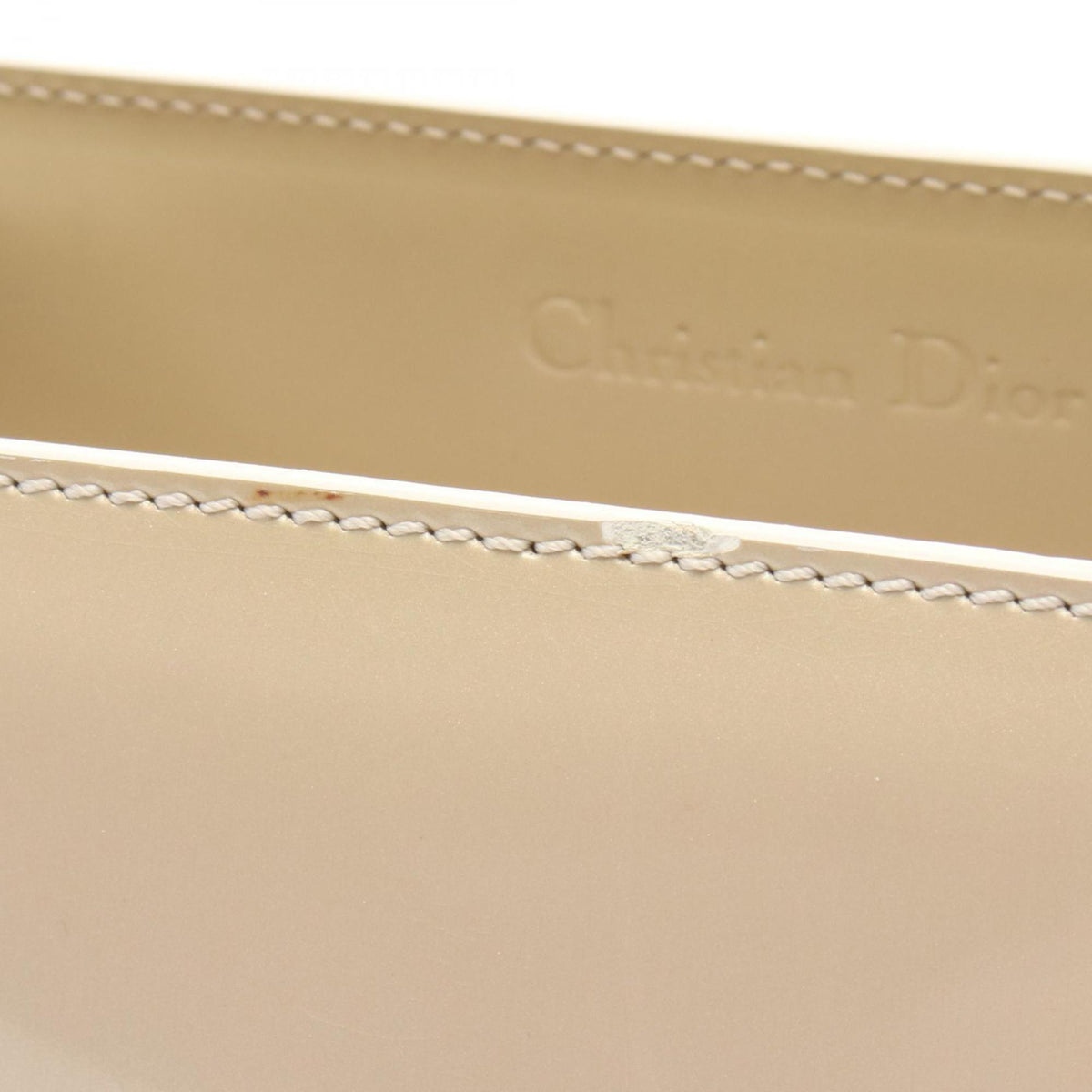 Christian Dior Beige Patent Leather Handbag (Pre-Owned)
