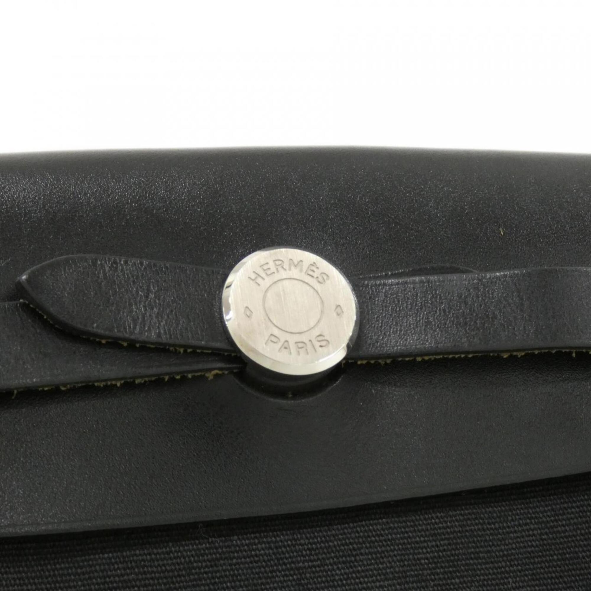 Hermes Black Leather Shoulder Bag (Pre-Owned)