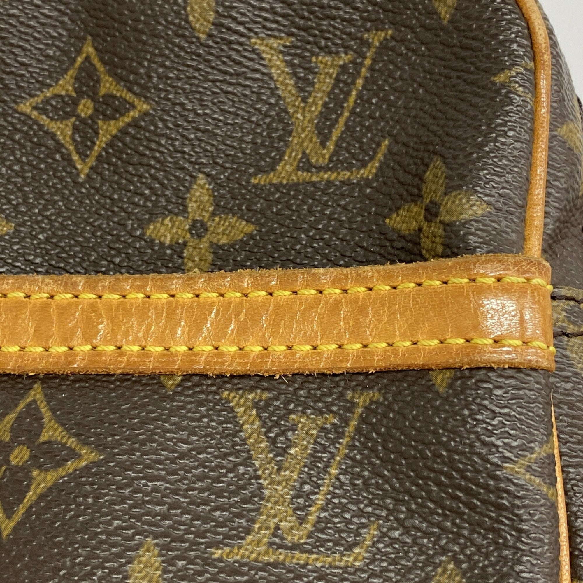 Louis Vuitton Brown Shoulder Bag (Pre-Owned)