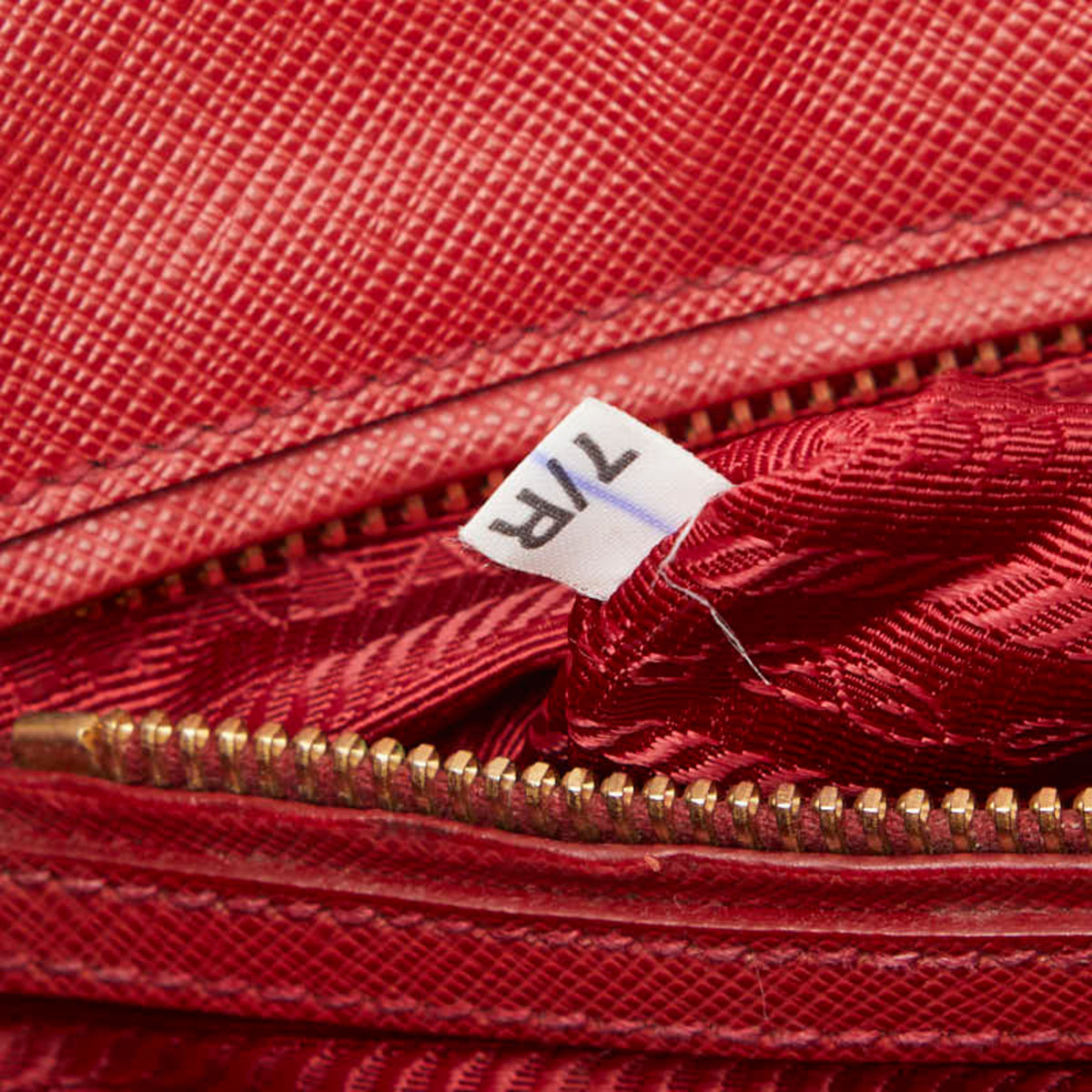 Prada Saffiano Red Color Leather Handbag Shoulder Bag (Pre-Owned)