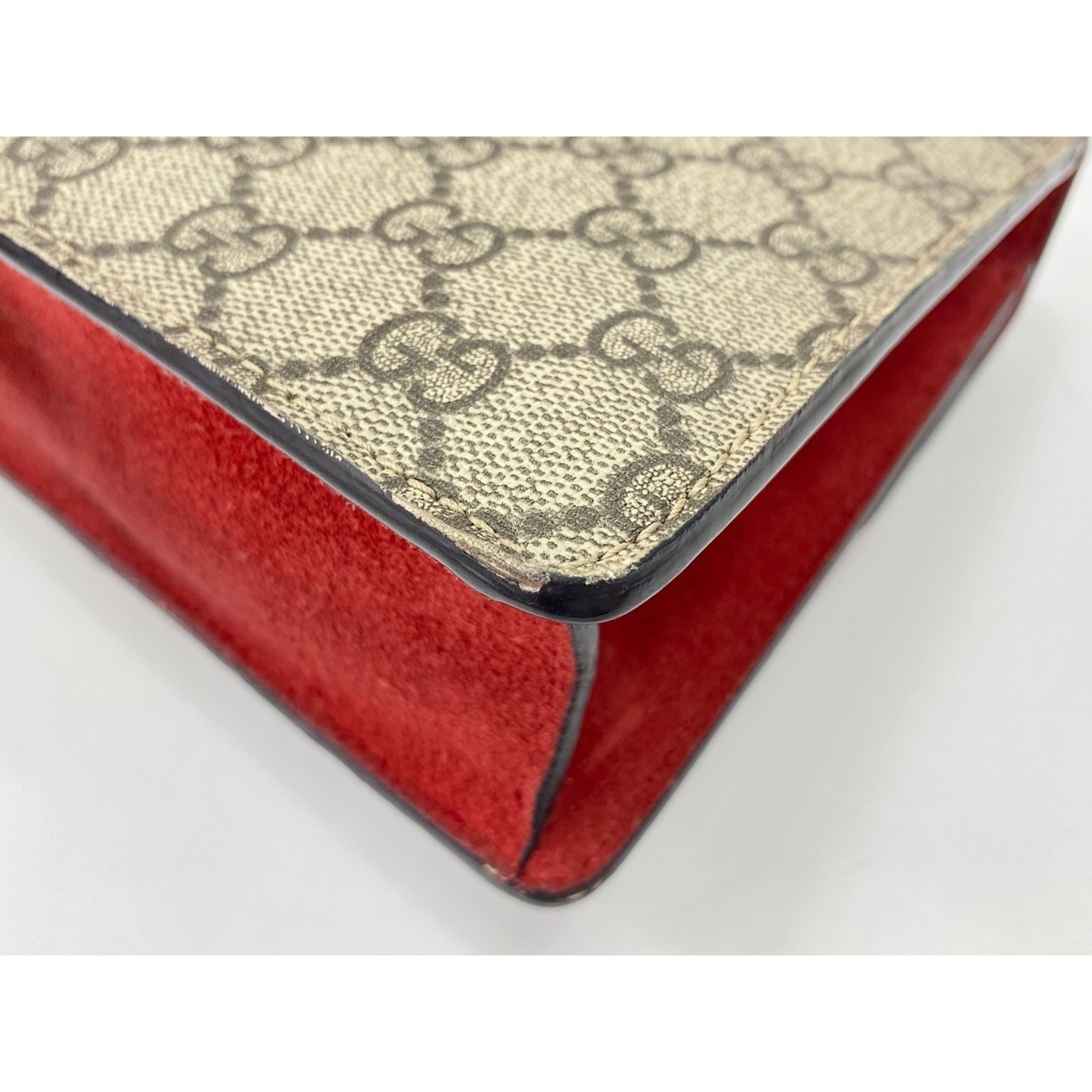 Gucci Red Color Shoulder Bag (Pre-Owned)