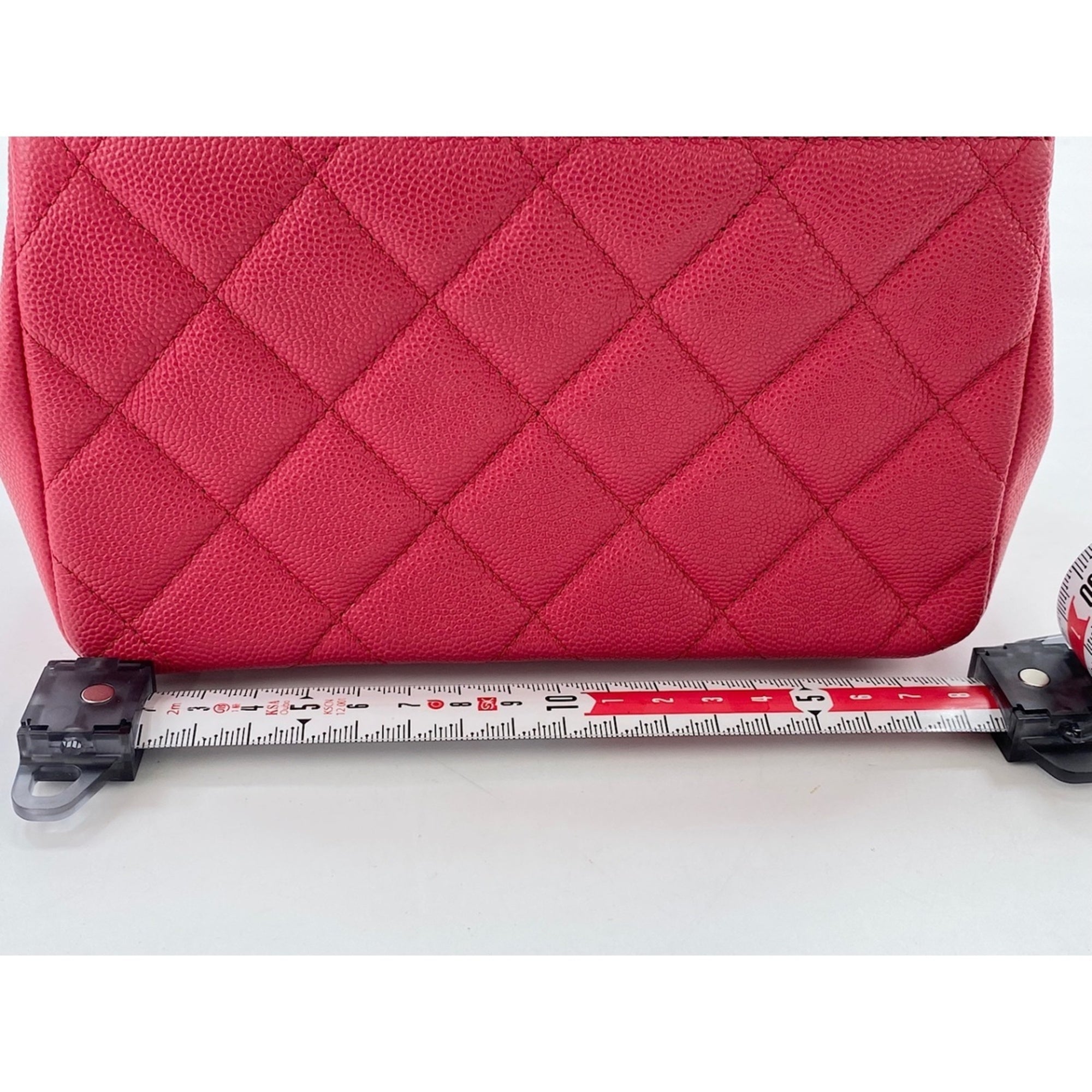 Chanel Red Color Shoulder Bag (Pre-Owned)