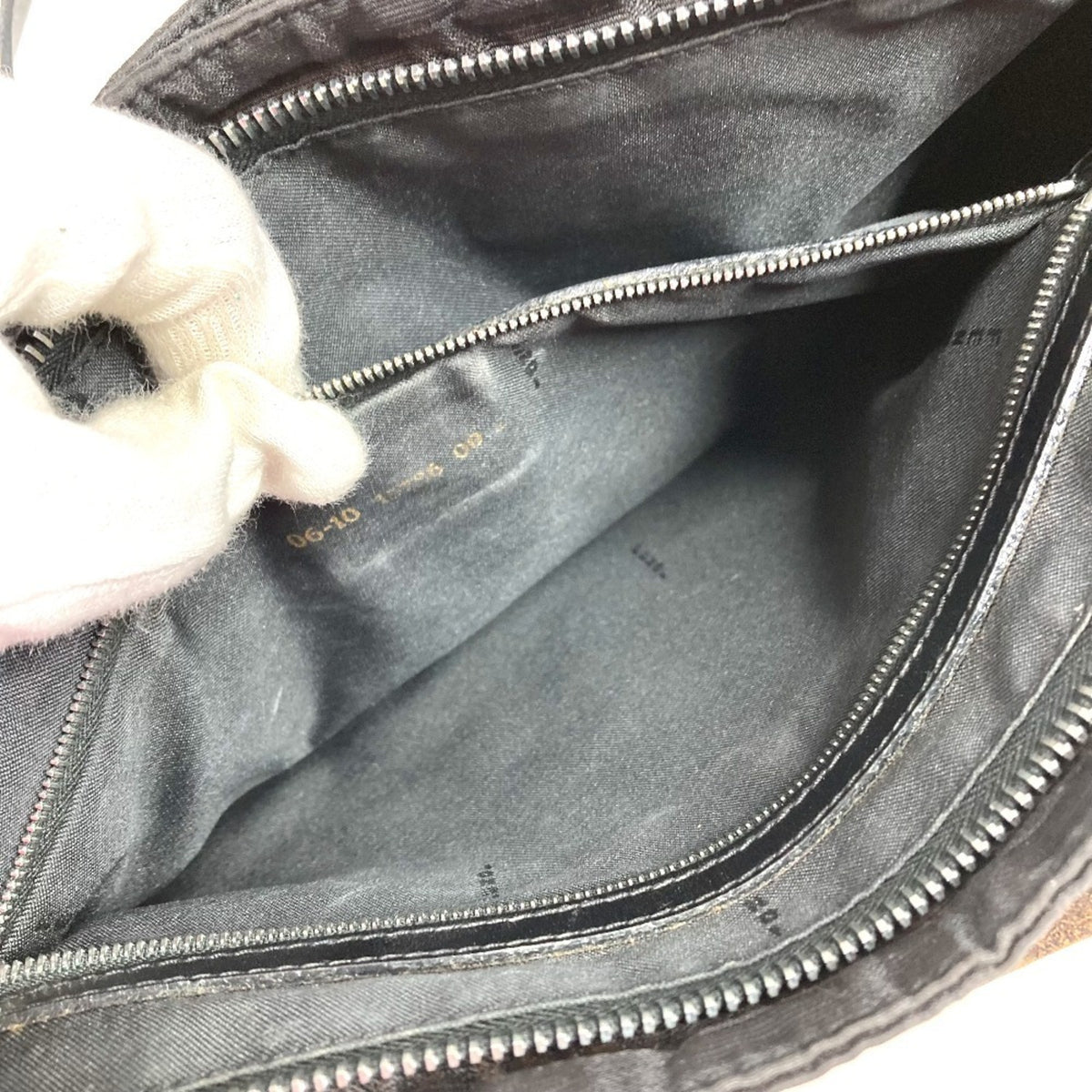 Fendi Black Leather Nylon Handbag Tote Bag (Pre-Owned)