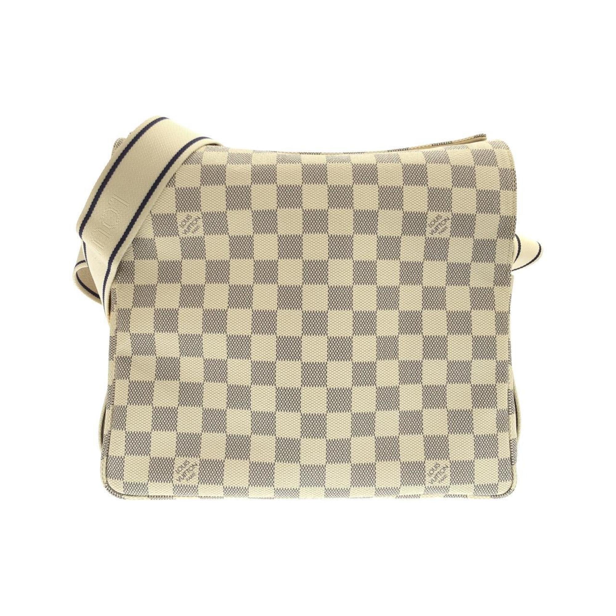 Louis Vuitton Azur White Coated Canvas Shoulder Bag (Pre-Owned)