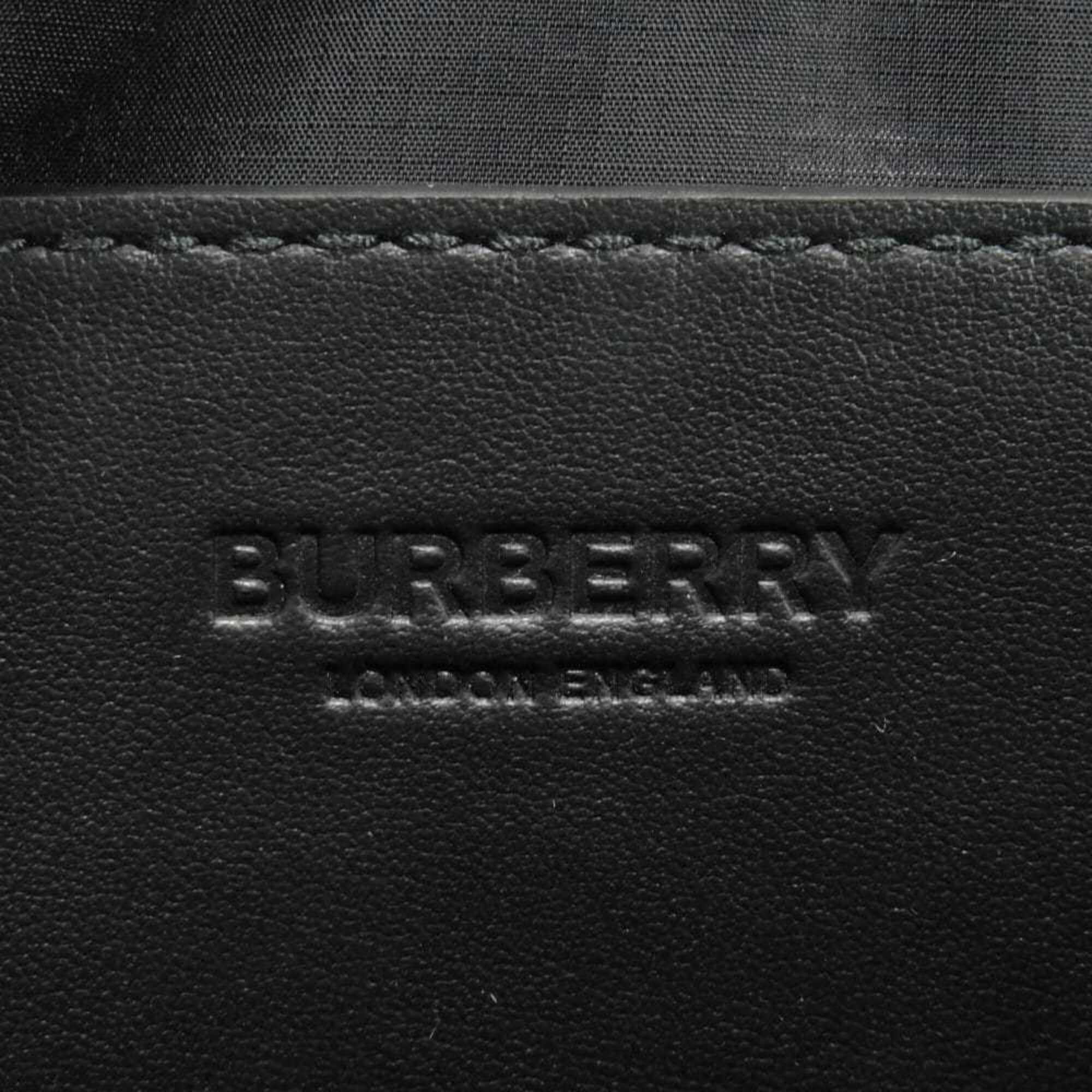 Burberry Black Nylon Shoulder Bag (Pre-Owned)