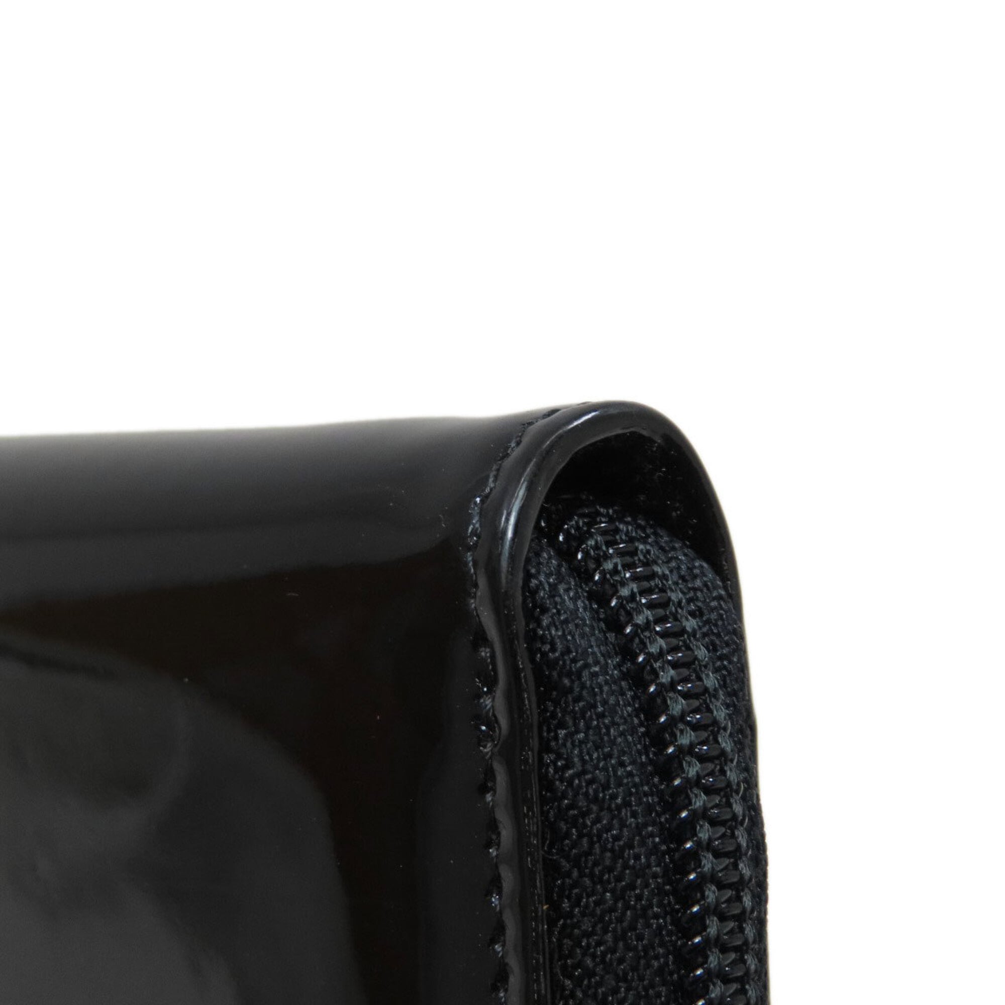 Chanel Black Leather Long Wallet (Bi-Fold) (Pre-Owned)
