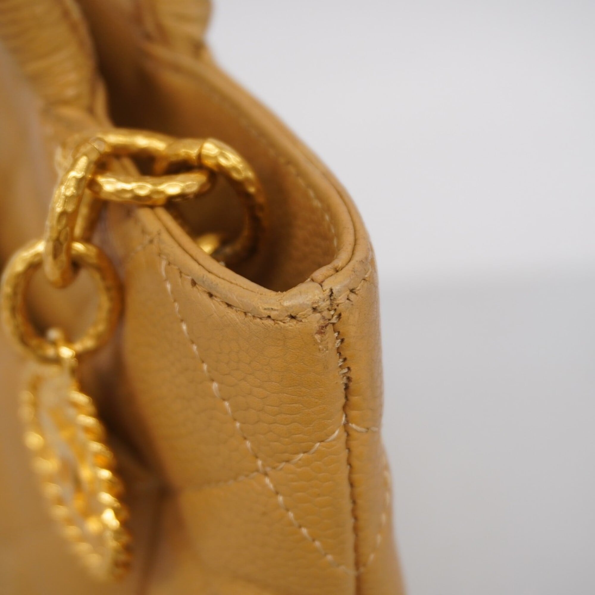 Chanel Beige Grained Calfskin Tote Bag (Pre-Owned)