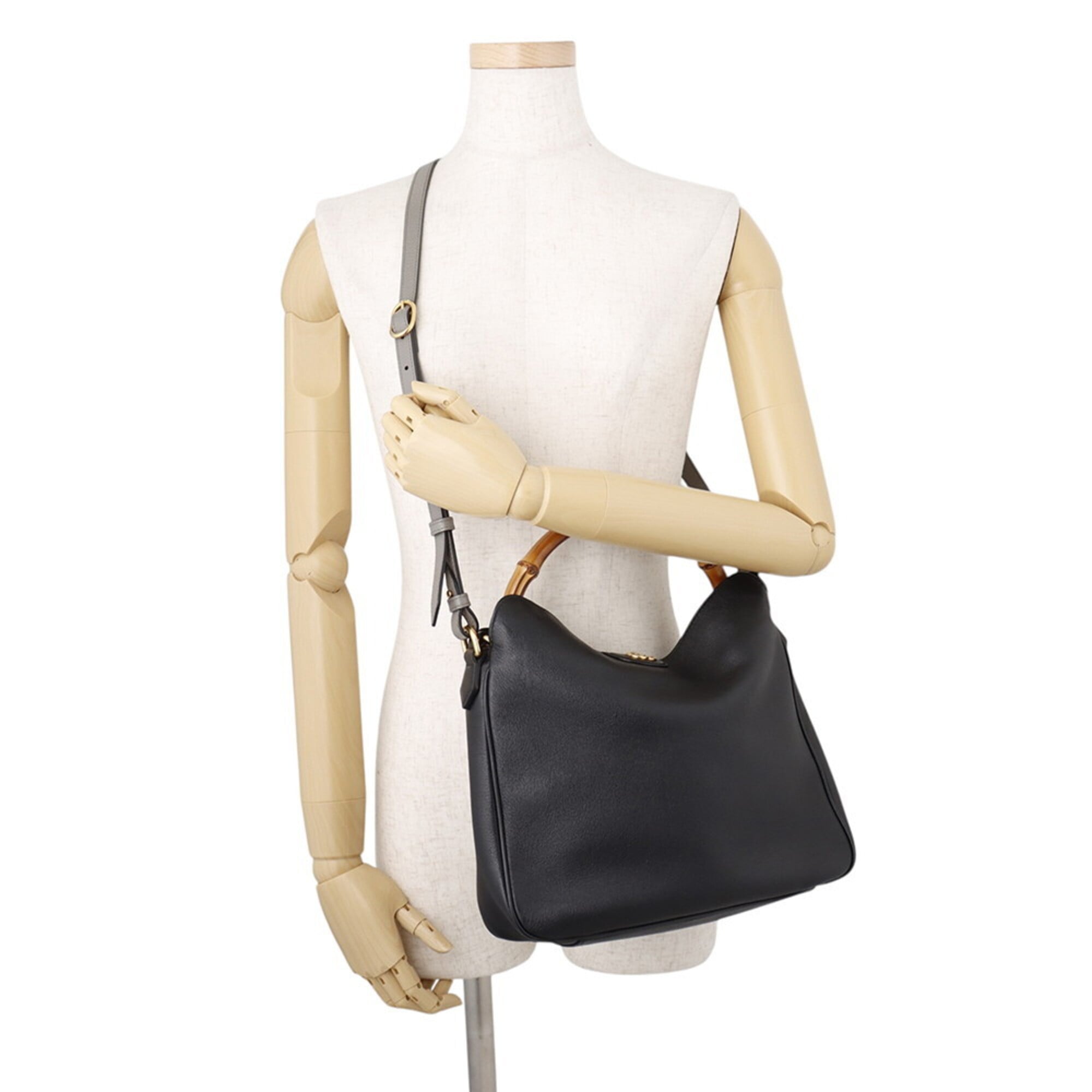 Gucci Black Gray Leather Handbag (Pre-Owned)