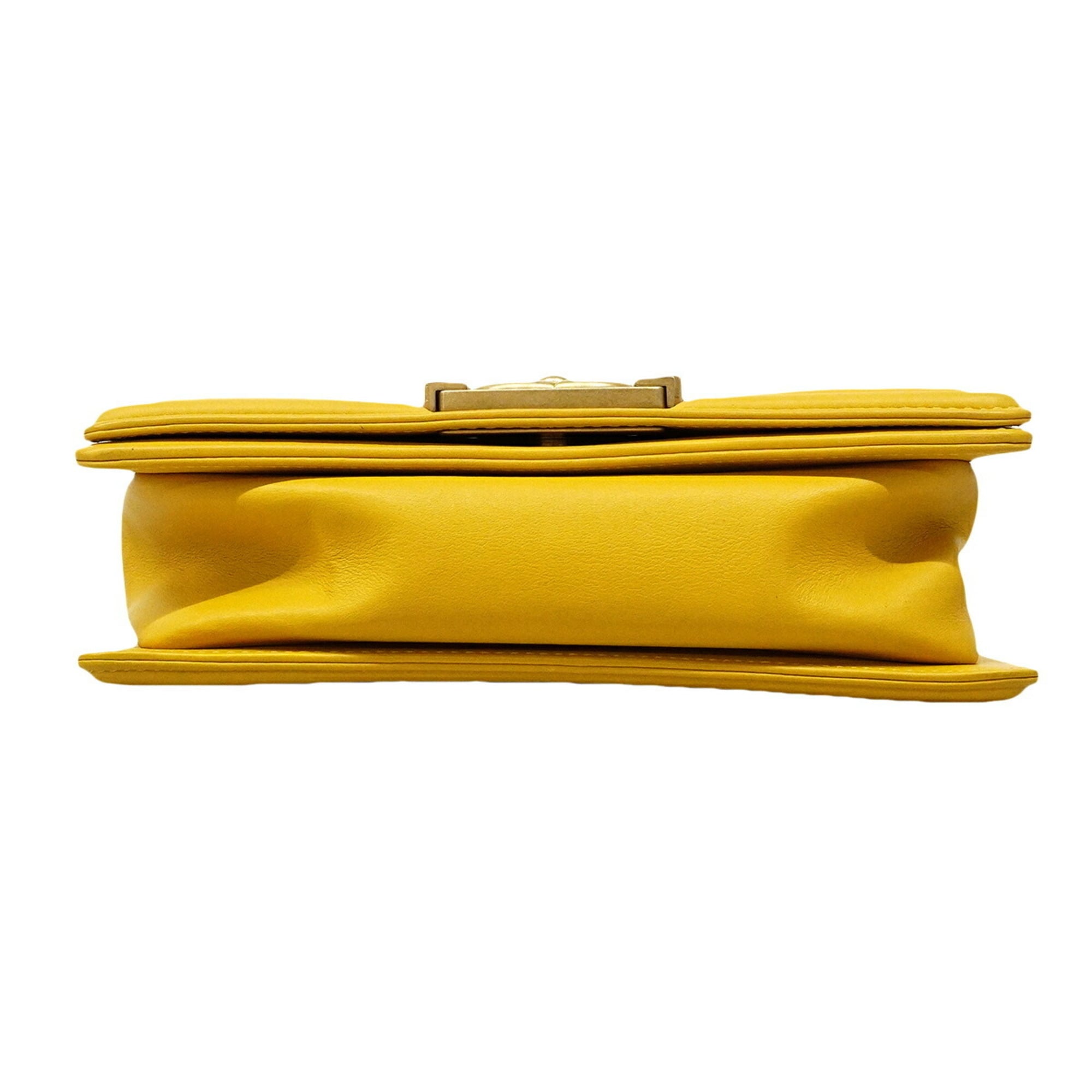 Chanel Yellow Leather Shoulder Bag (Pre-Owned)
