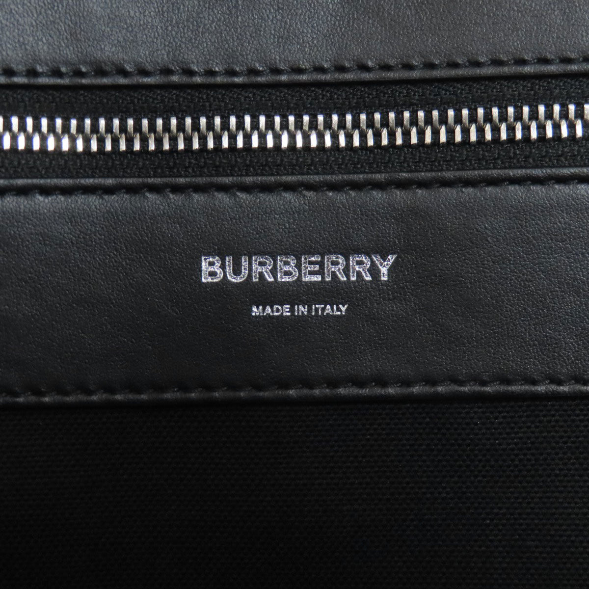 Burberry Black Leather Backpack (Pre-Owned)
