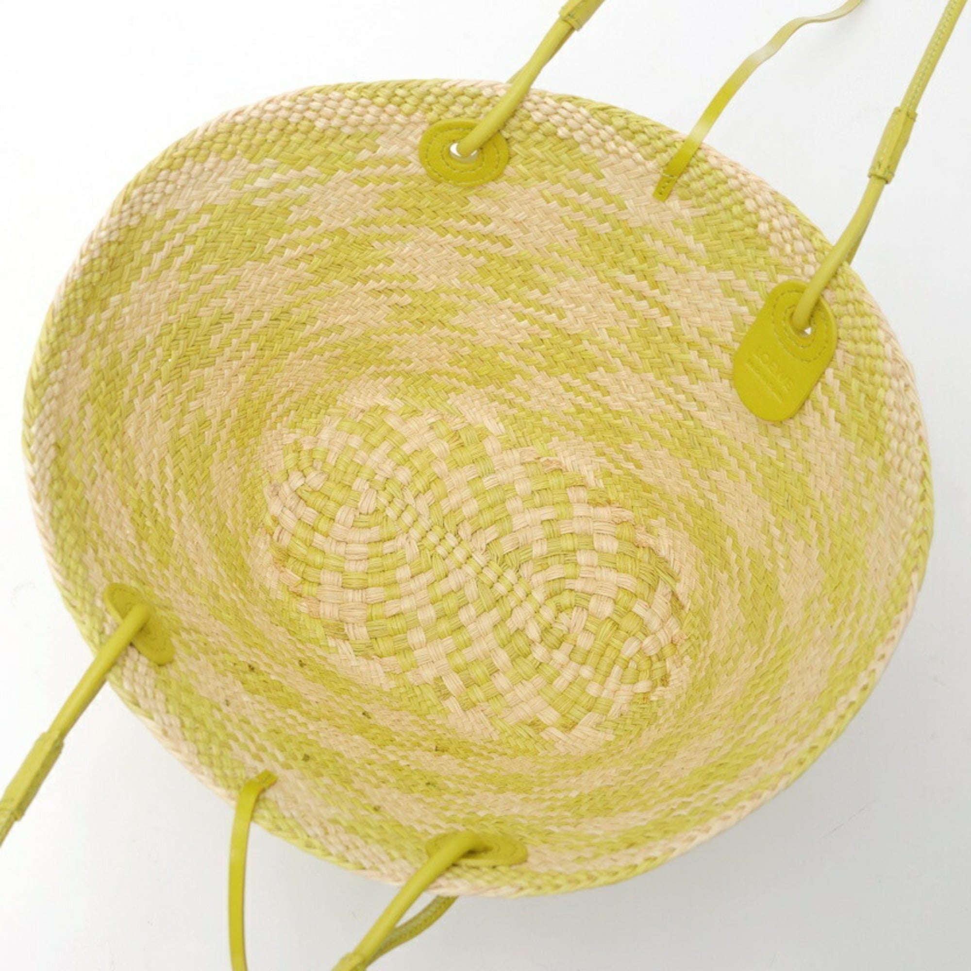 Loewe Light Green Leather Basket (Pre-Owned)