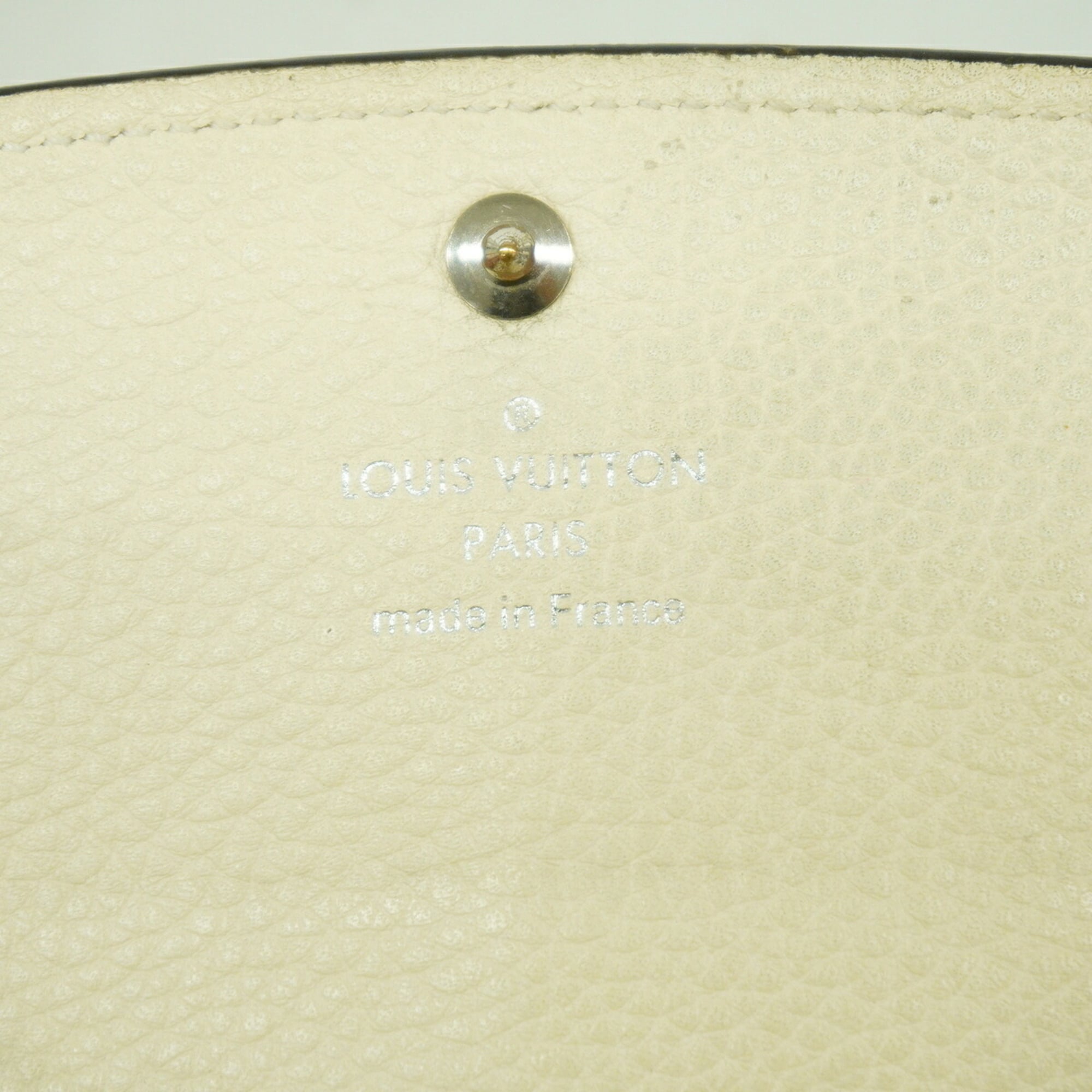 Louis Vuitton Lv Off White Long Wallet (Bi-Fold) (Pre-Owned)