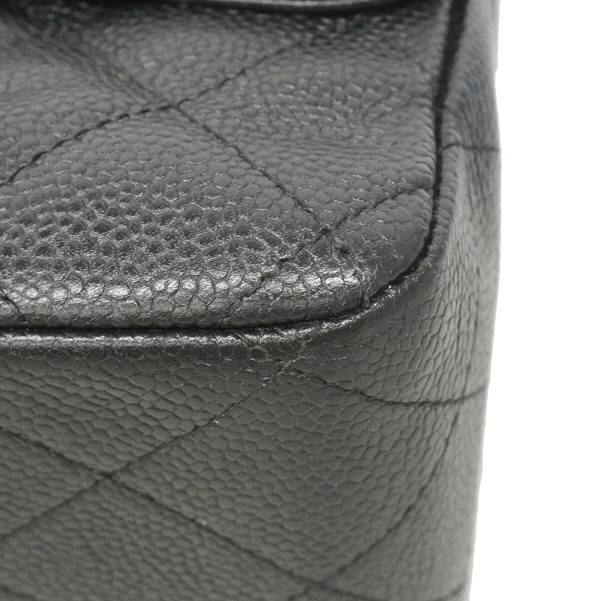 Chanel Black Grained Calfskin Shoulder Bag (Pre-Owned)