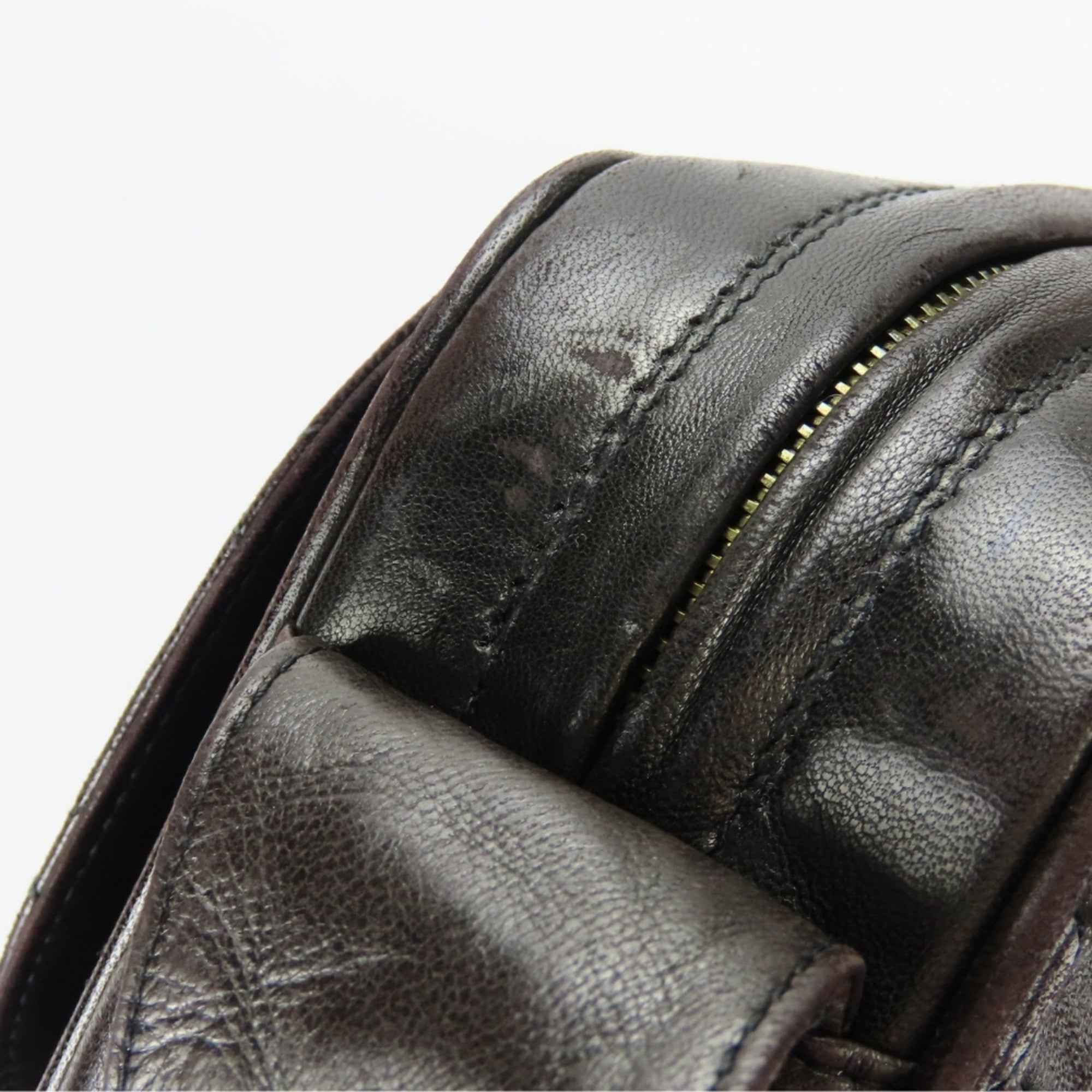 Chanel Black Quilting Leather Shoulder Bag (Pre-Owned)