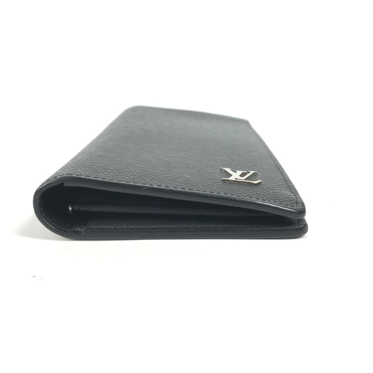 Louis Vuitton Taiga Ardoise Black Taiga Leather Long Wallet (Bi-Fold) (Pre-Owned)