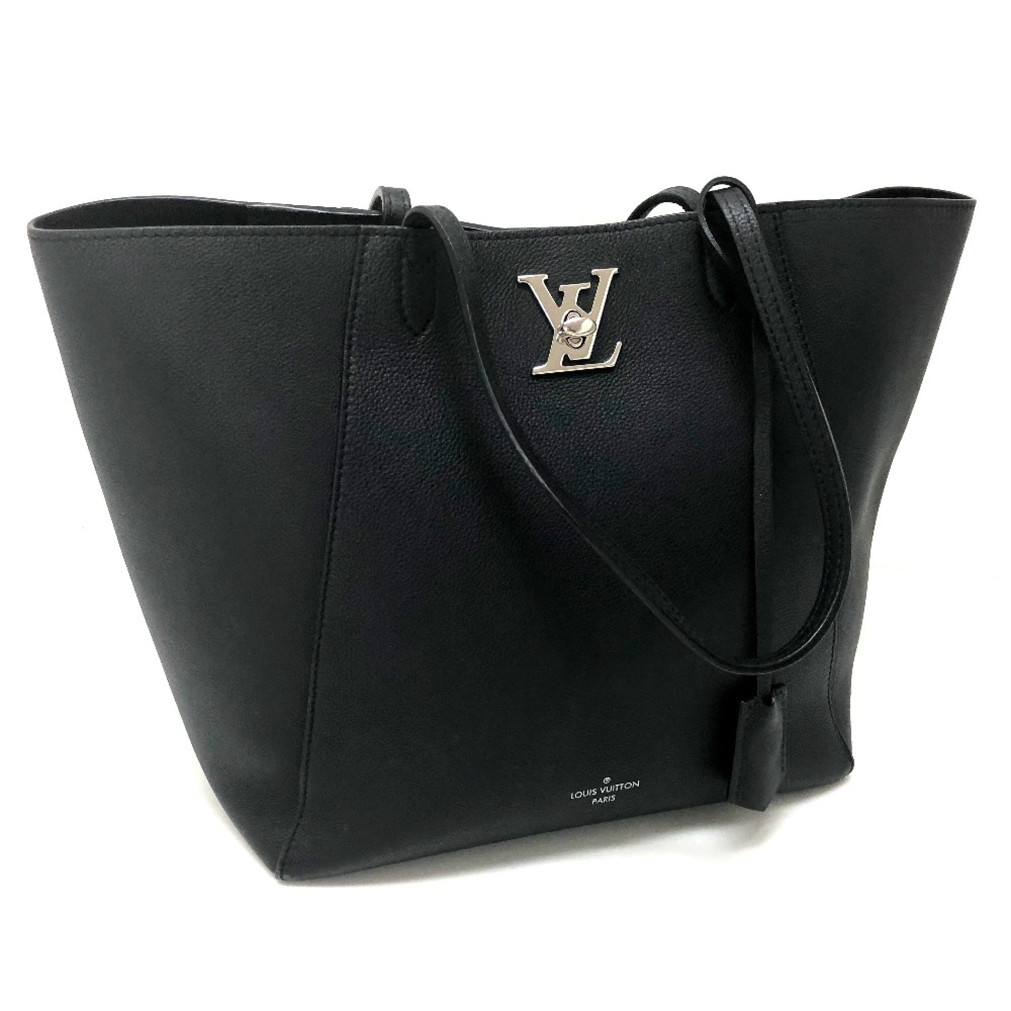 Louis Vuitton Black Leather Shoulder Bag (Pre-Owned)