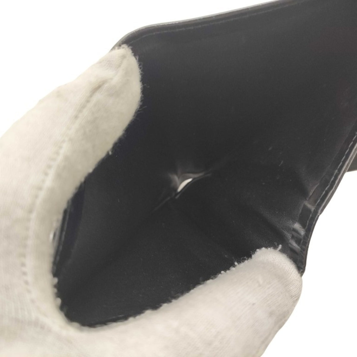 Cartier Black Leather Wallet (Tri-Fold) (Pre-Owned)