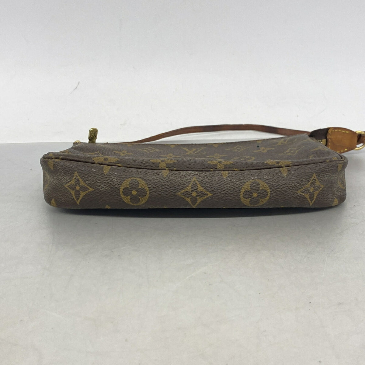 Louis Vuitton Brown Pouch (Pre-Owned)