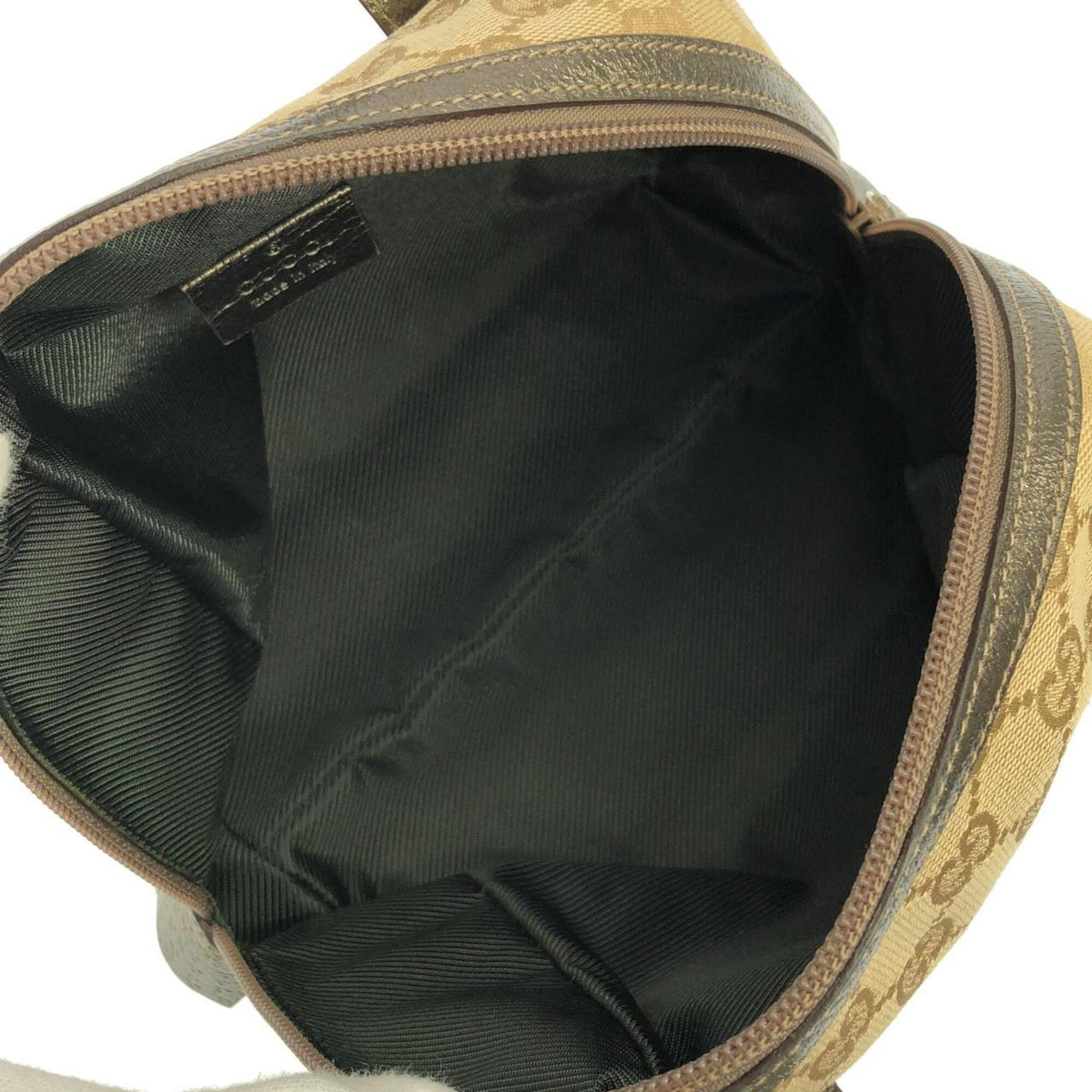 Gucci Brown Gg Canvas Handbag (Pre-Owned)