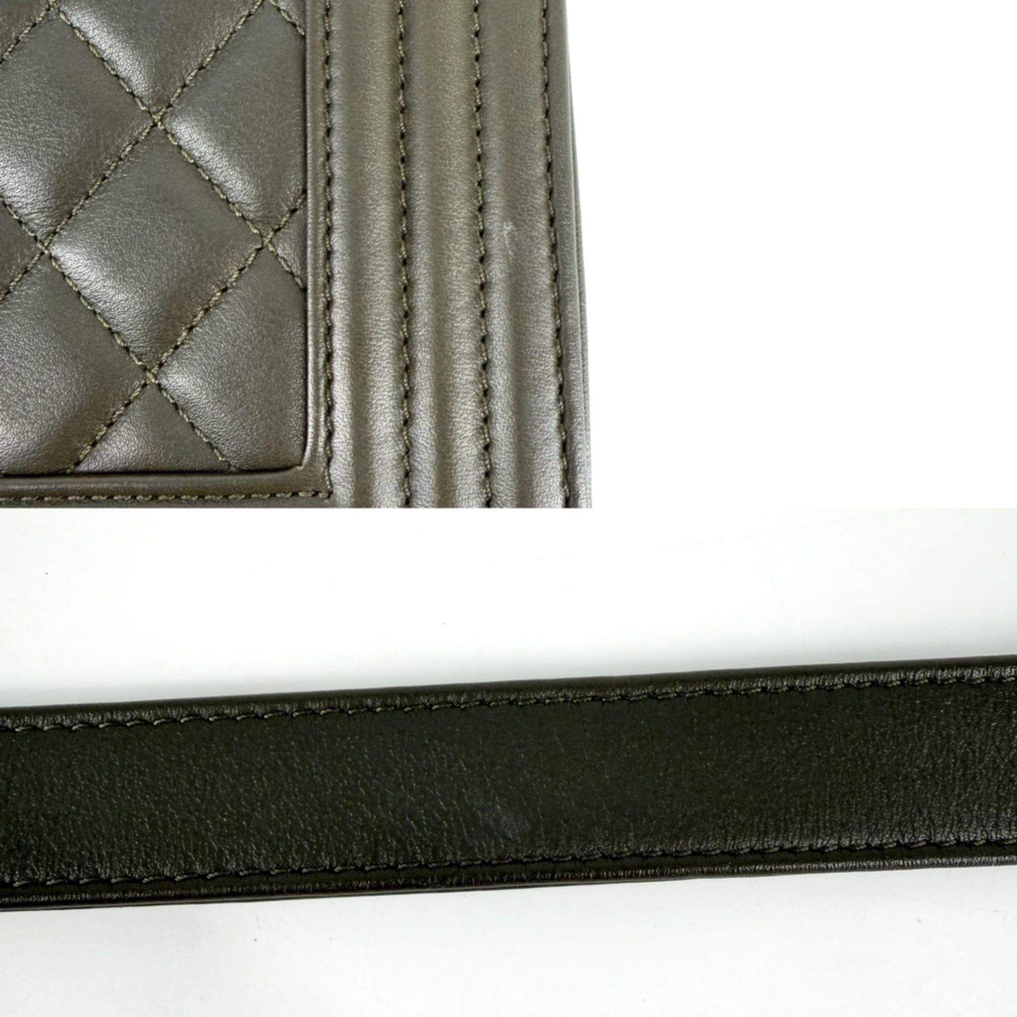 Chanel Khaki White Leather Shoulder Bag (Pre-Owned)