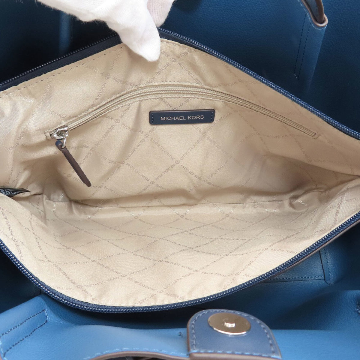 Michael Kors Navy Leather Tote Bag (Pre-Owned)