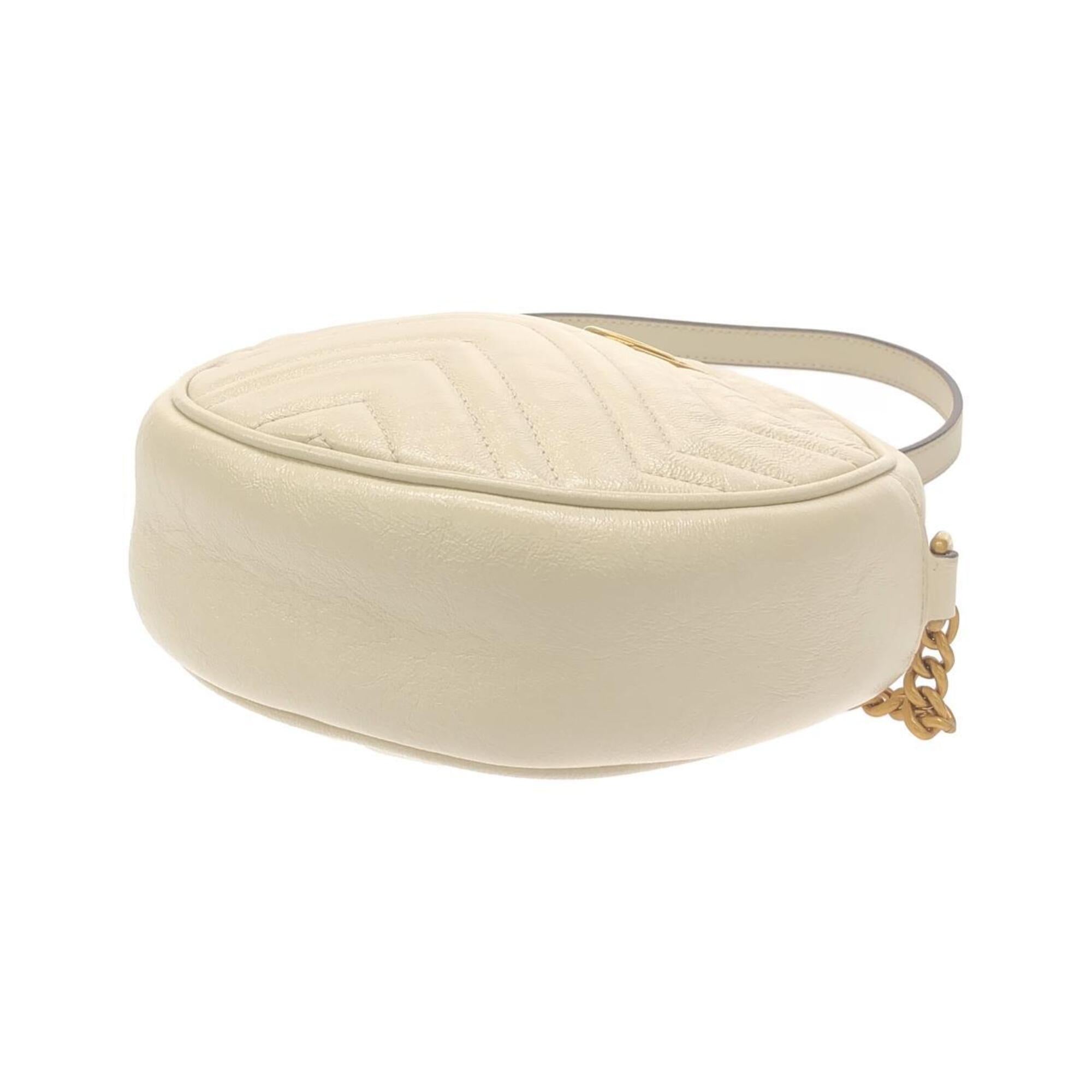 Gucci Off-White Quilting Leather Shoulder Bag (Pre-Owned)