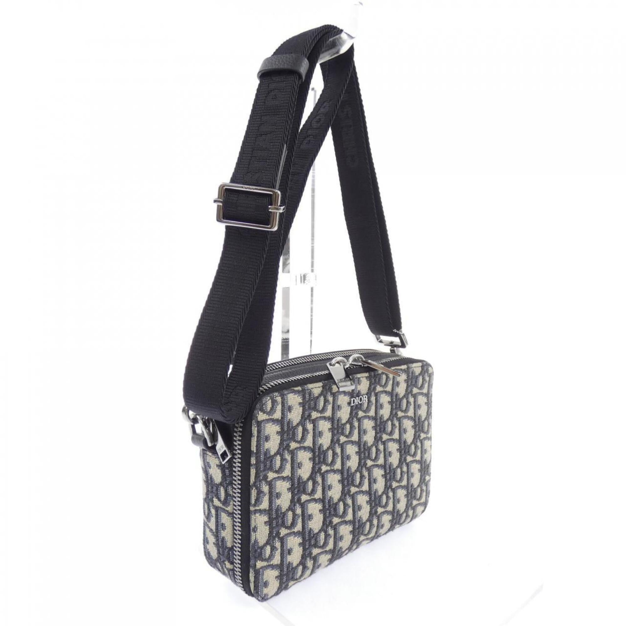 Christian Dior Beige Navy Handbag (Pre-Owned)