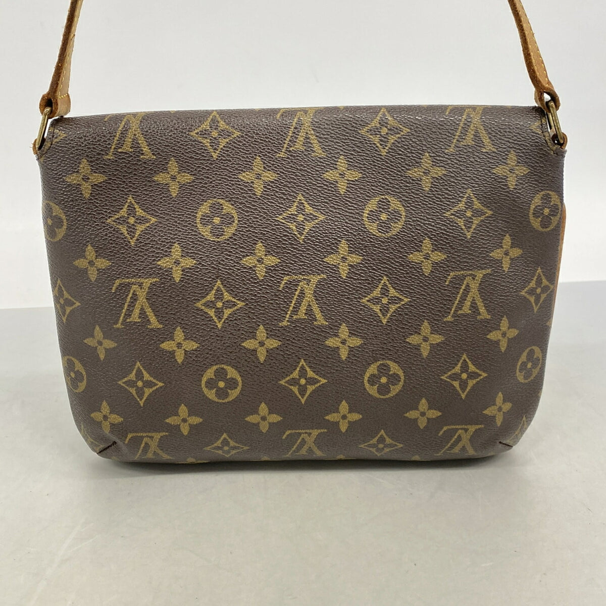 Louis Vuitton Brown Shoulder Bag (Pre-Owned)