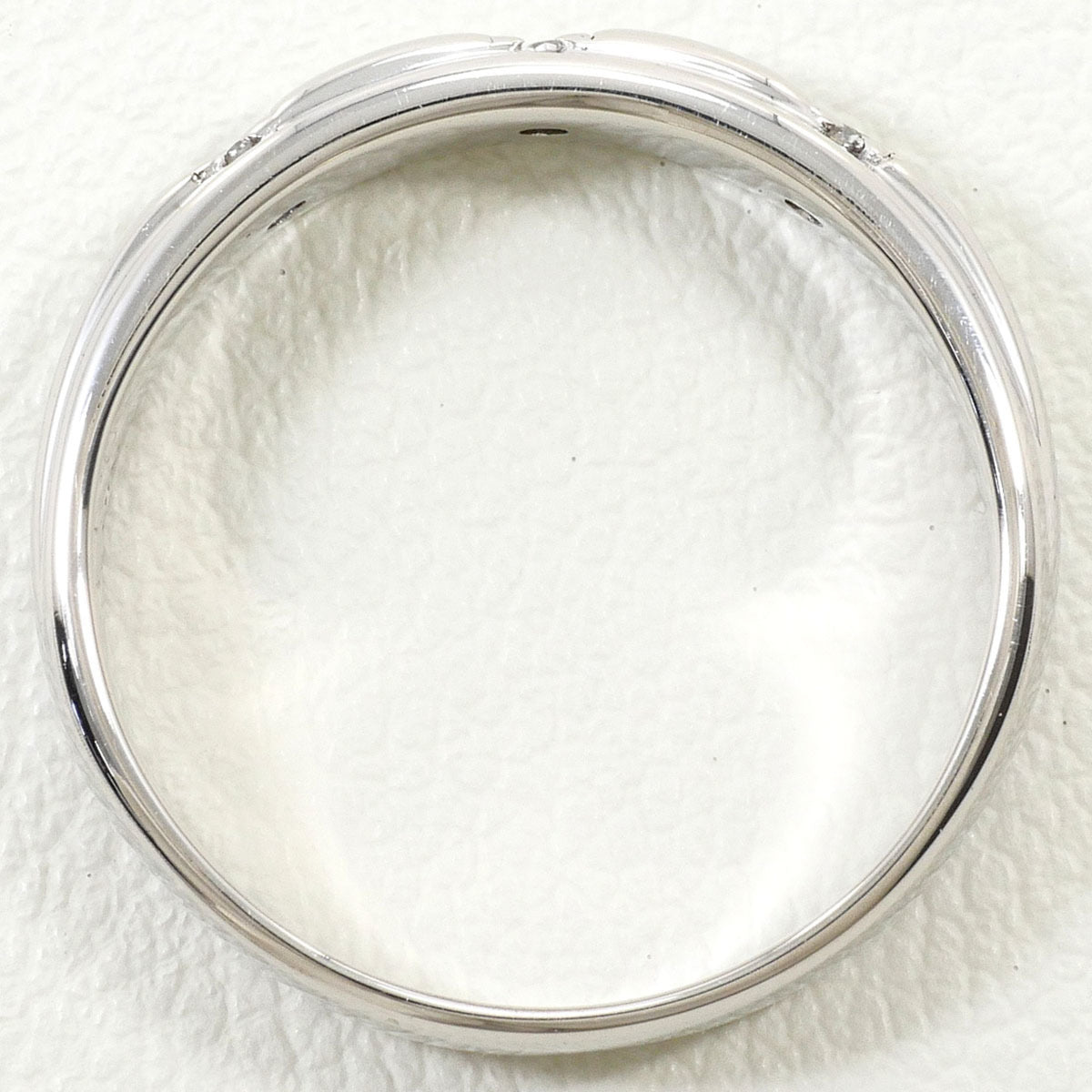 Unbranded White Gold White Gold (10K) Band Ring (Pre-Owned)