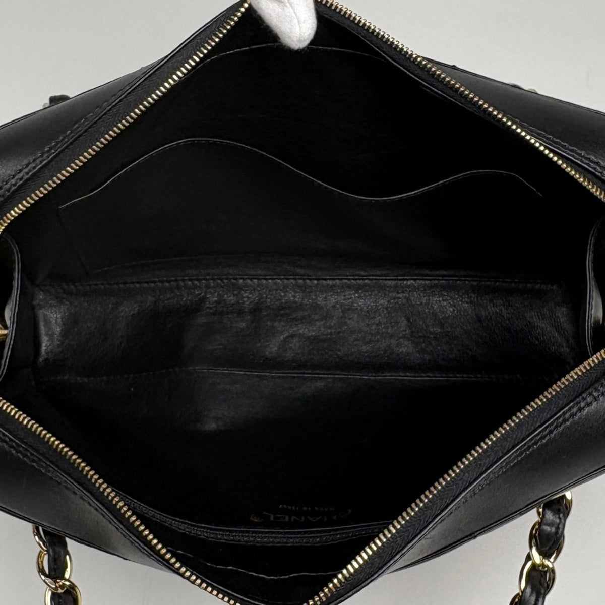 Chanel Chocolate Bar Black Leather Tote Bag (Pre-Owned)