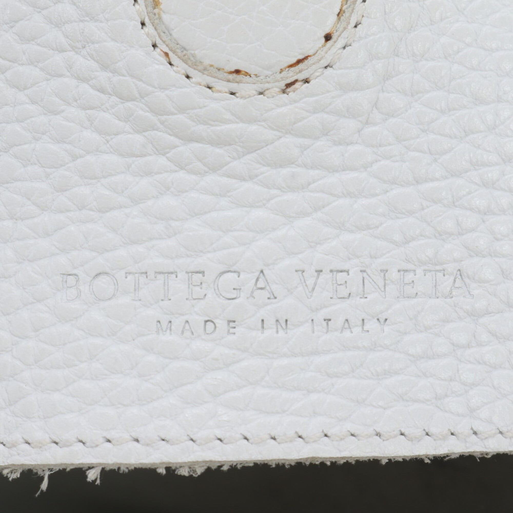 Bottega Veneta White Leather Handbag Shoulder Bag Tote Bag (Pre-Owned)