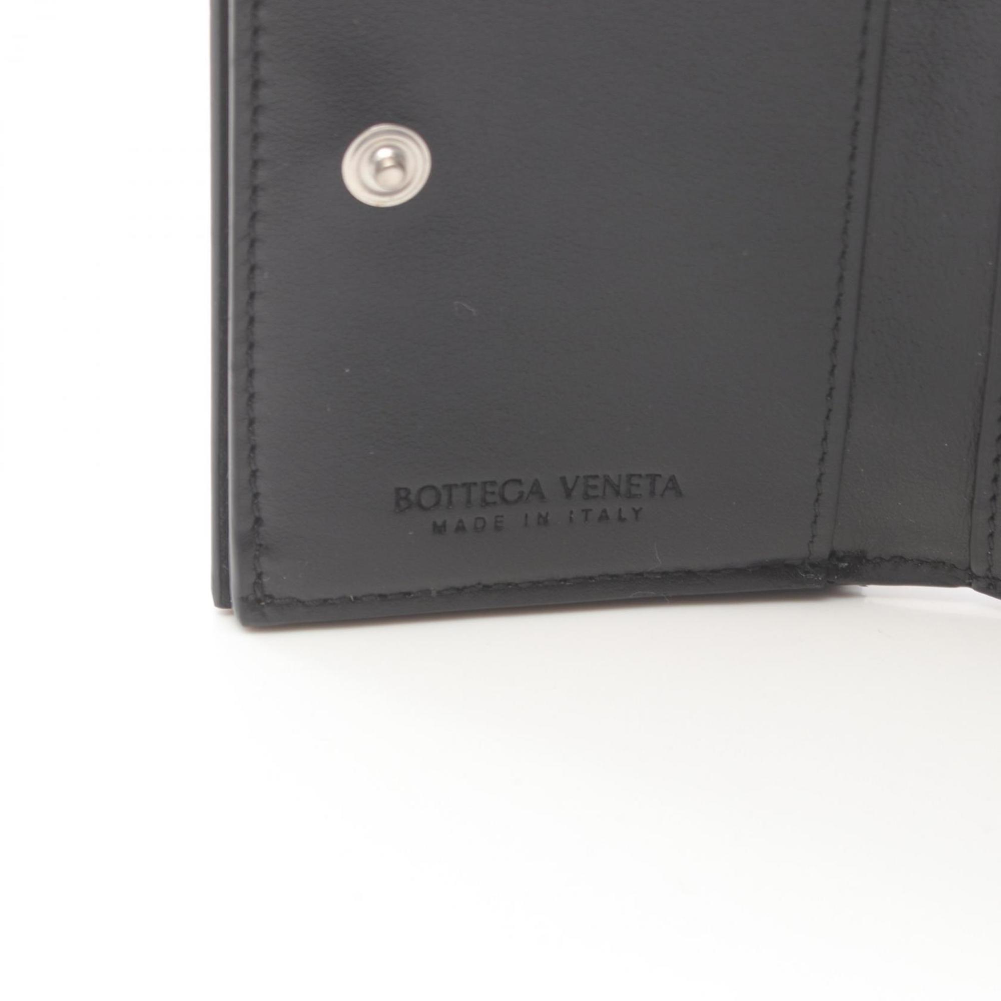 Bottega Veneta Intrecciato Black Leather Wallet (Tri-Fold)