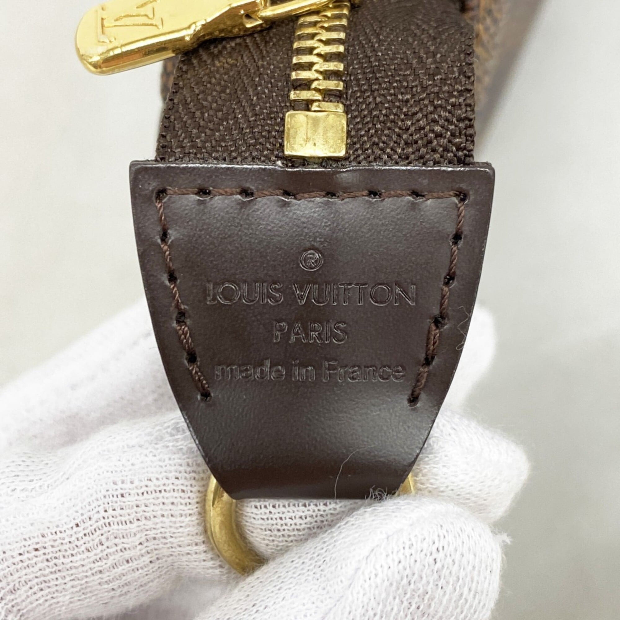Louis Vuitton Ebene Handbag (Pre-Owned)