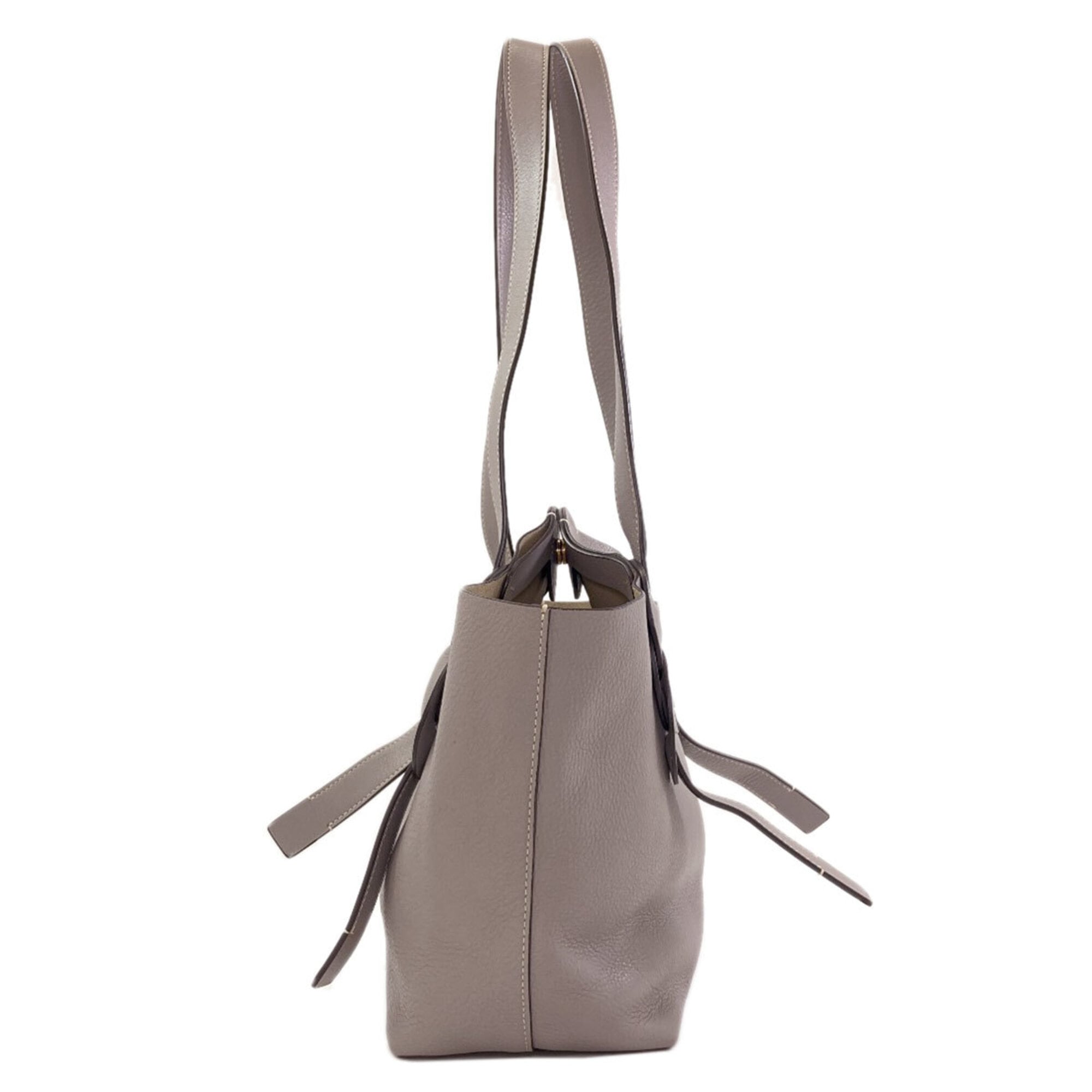 Chloé Gray Leather Tote Bag (Pre-Owned)