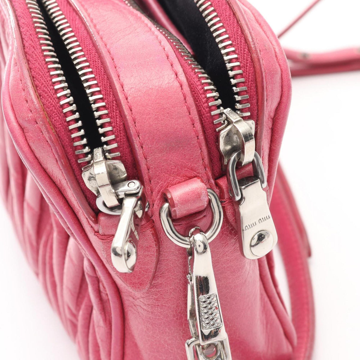 Miu Miu Pink Leather Handbag Shoulder Bag (Pre-Owned)