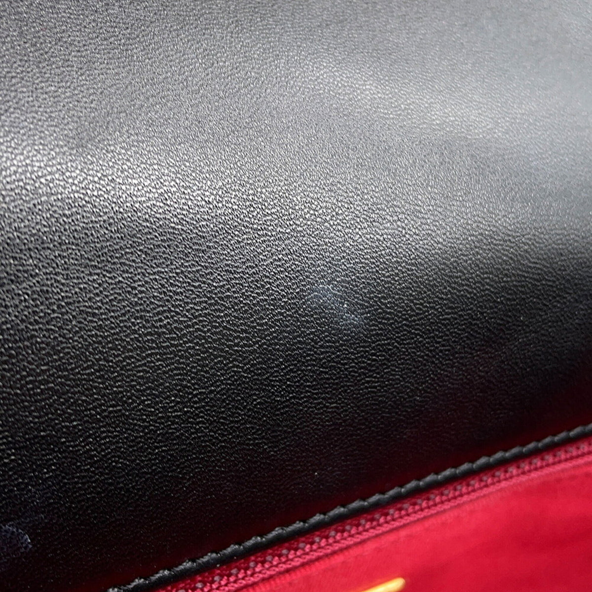 Chanel Black Leather Handbag Shoulder Bag (Pre-Owned)