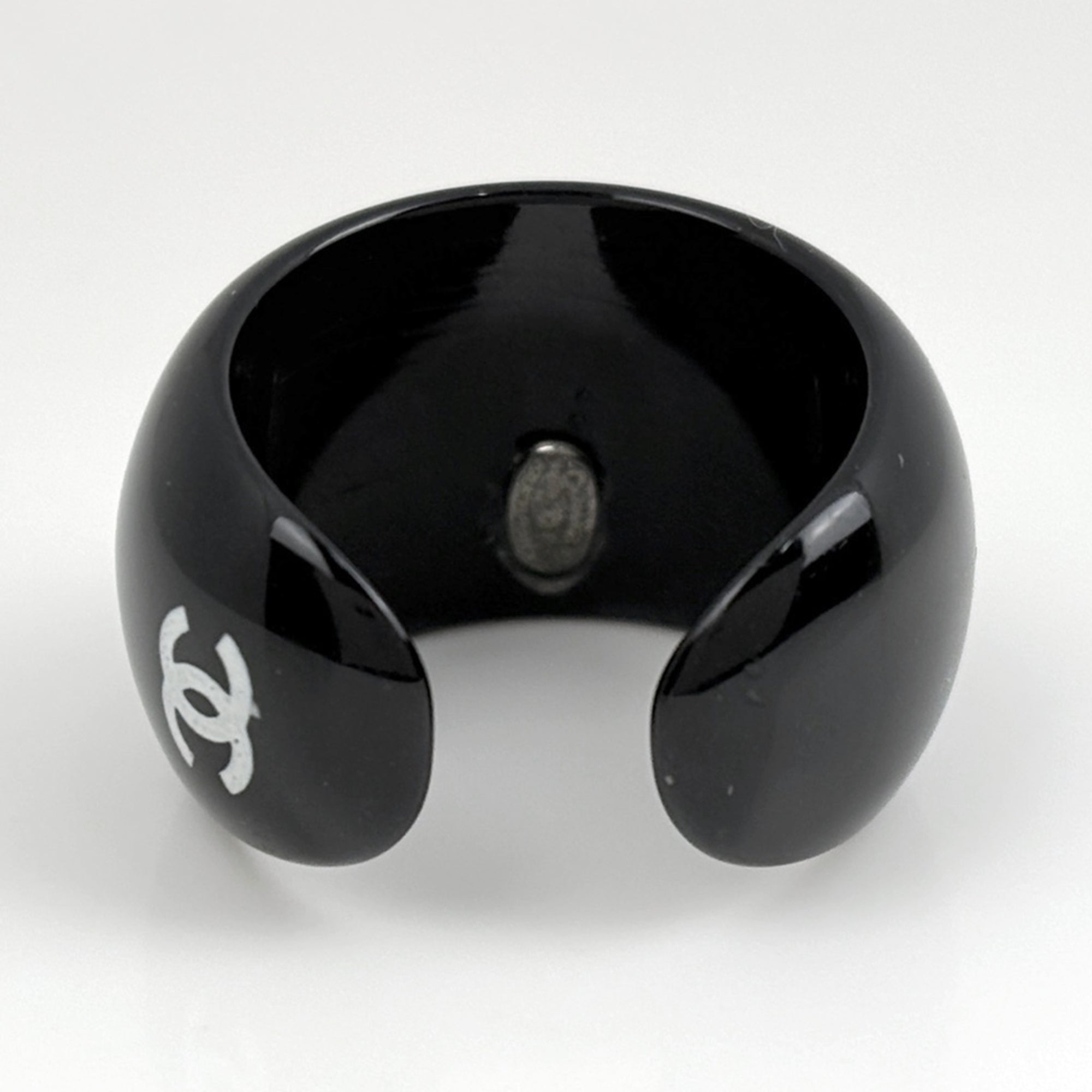 Chanel Black Plastic Band Ring (Pre-Owned)