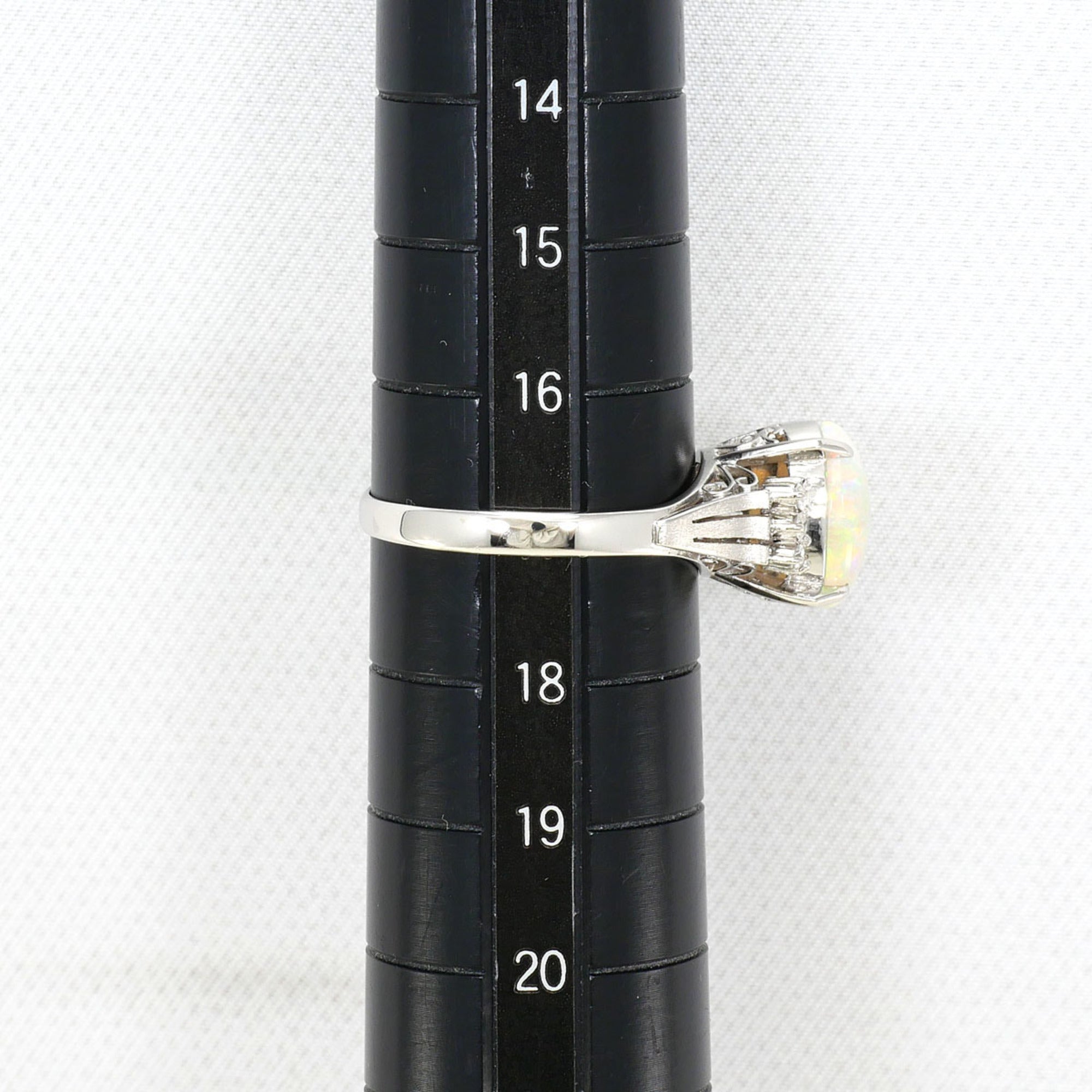 Unbranded Platinum Platinum 900 Band Ring (Pre-Owned)