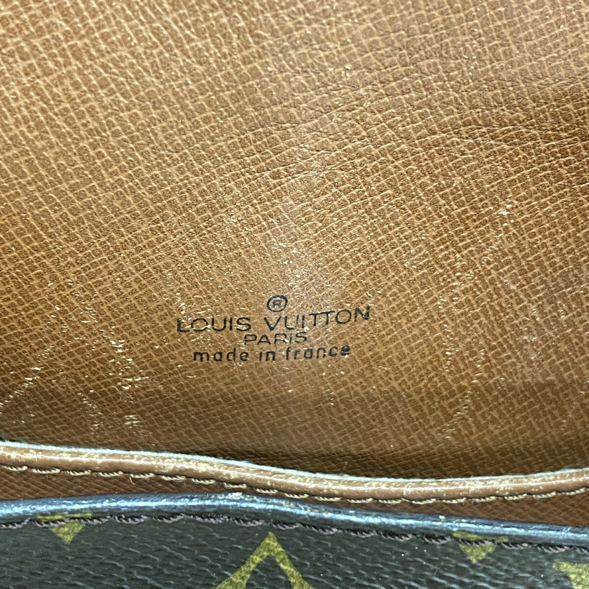 Louis Vuitton Brown Shoulder Bag (Pre-Owned)