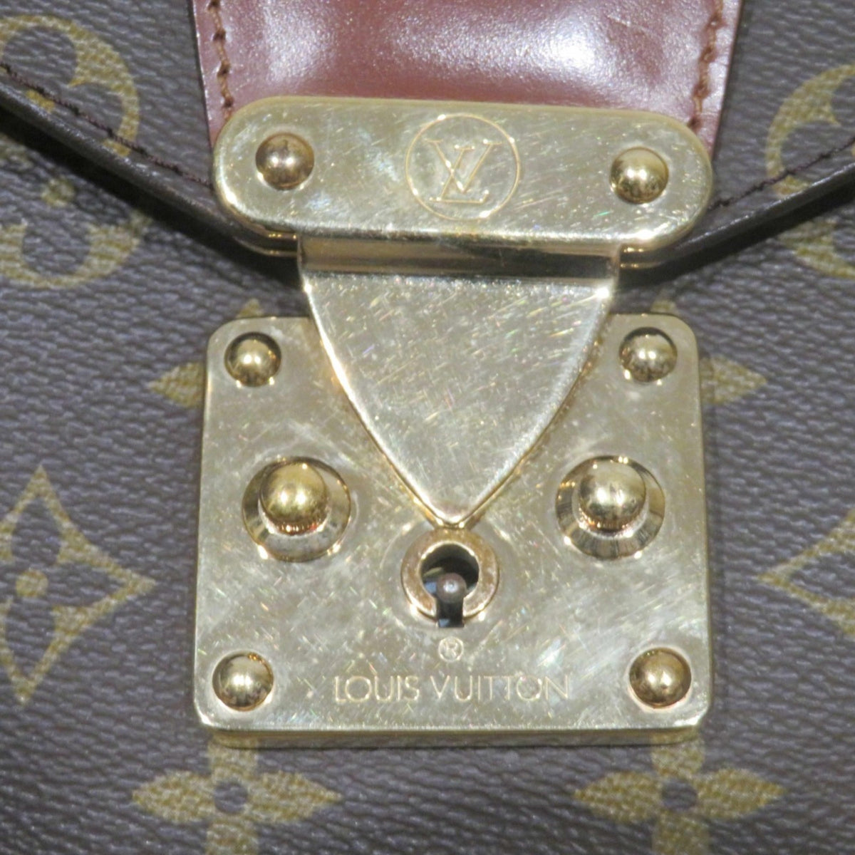 Louis Vuitton Brown Monogram Handbag (Pre-Owned)