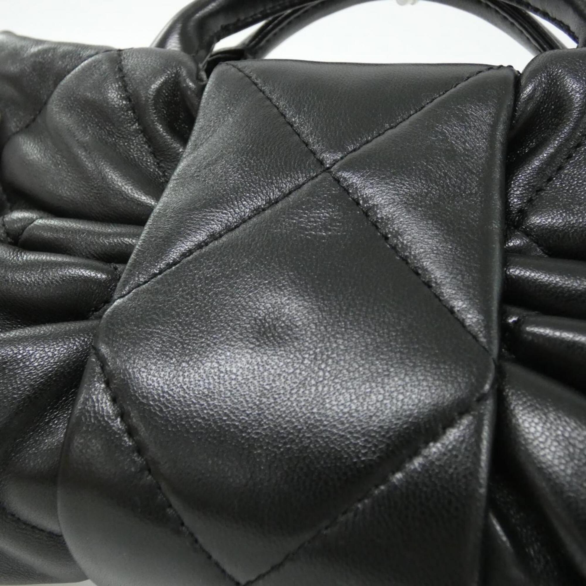 Chanel Black Leather Handbag (Pre-Owned)